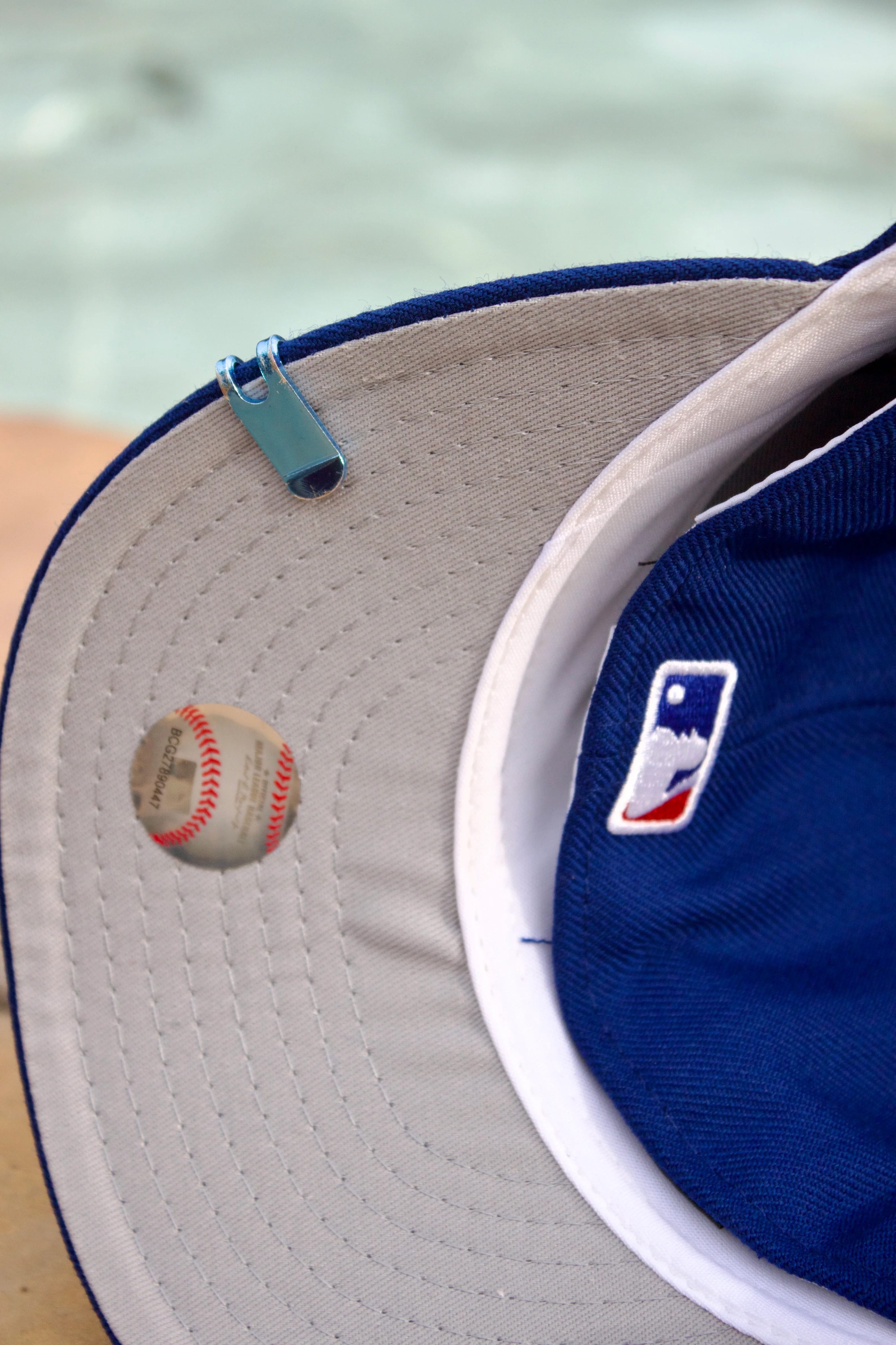 NEW ERA 59FIFTY BLUE CHICAGO CUBS W/ 2016 WORLD SERIES PATCH - Image 3