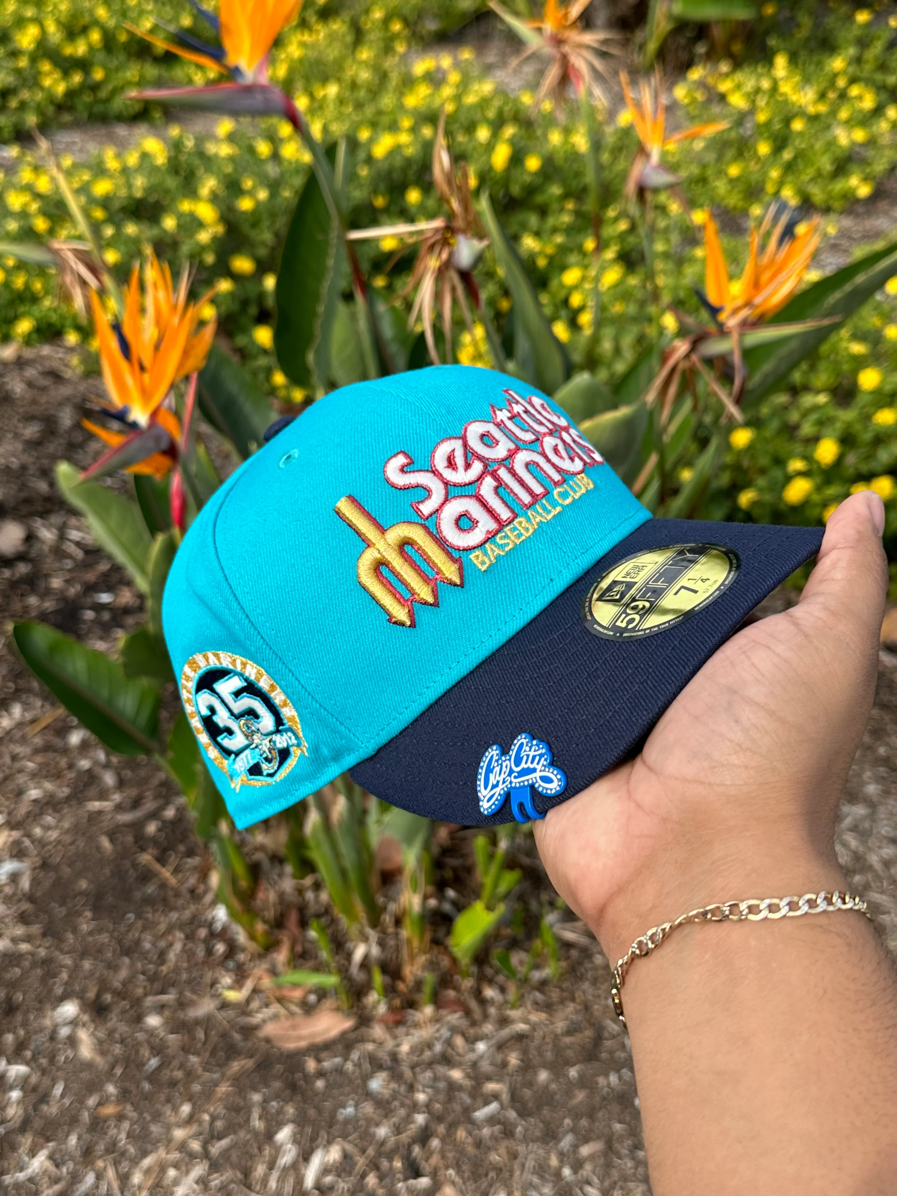 NEW ERA EXCLUSIVE 59FIFTY TEAL/NAVY BLUE SEATTLE MARINERS SCRIPT W/ 35TH ANNIVERSARY PATCH - Image 3