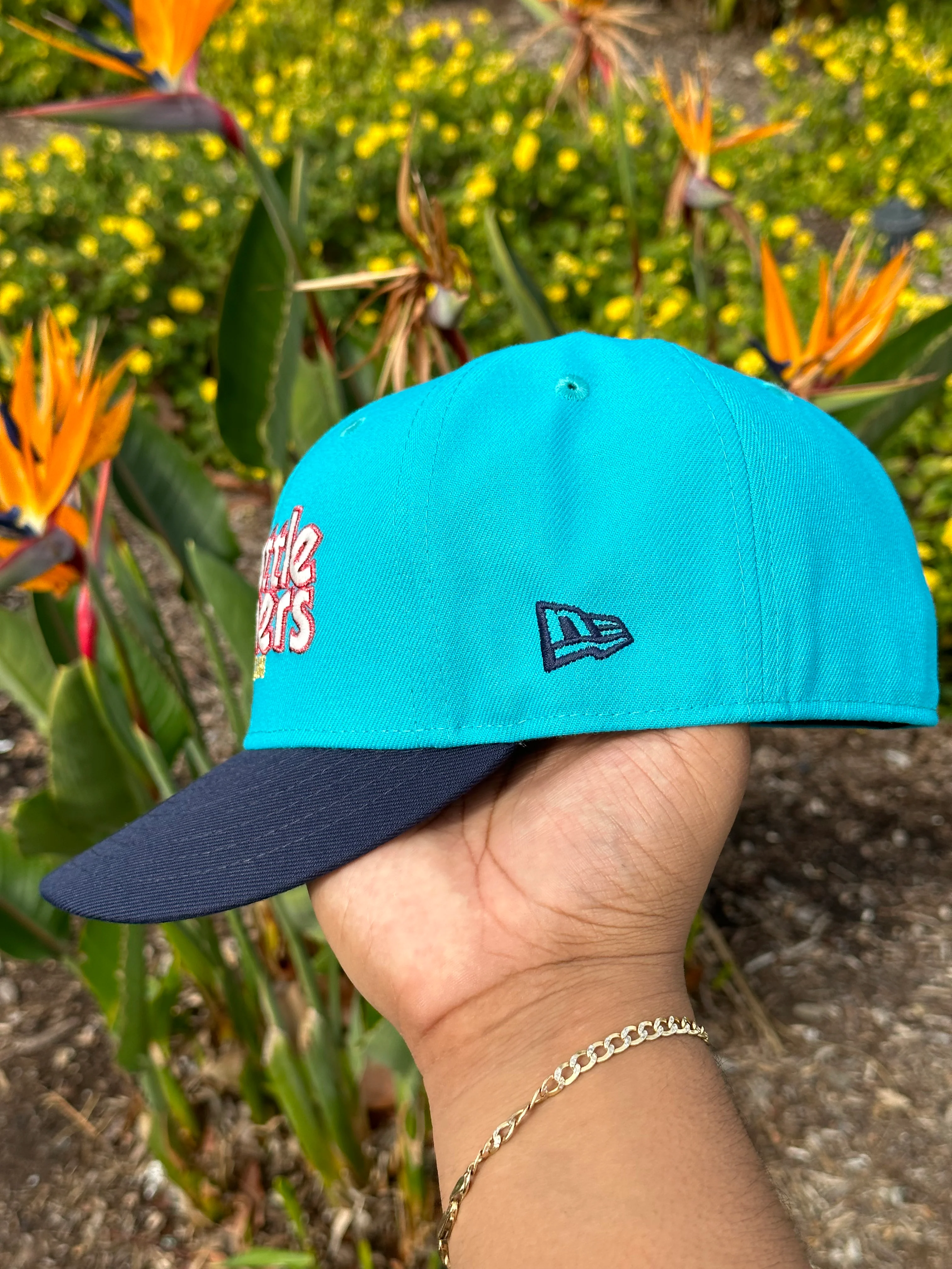 NEW ERA EXCLUSIVE 59FIFTY TEAL/NAVY BLUE SEATTLE MARINERS SCRIPT W/ 35TH ANNIVERSARY PATCH - Image 6