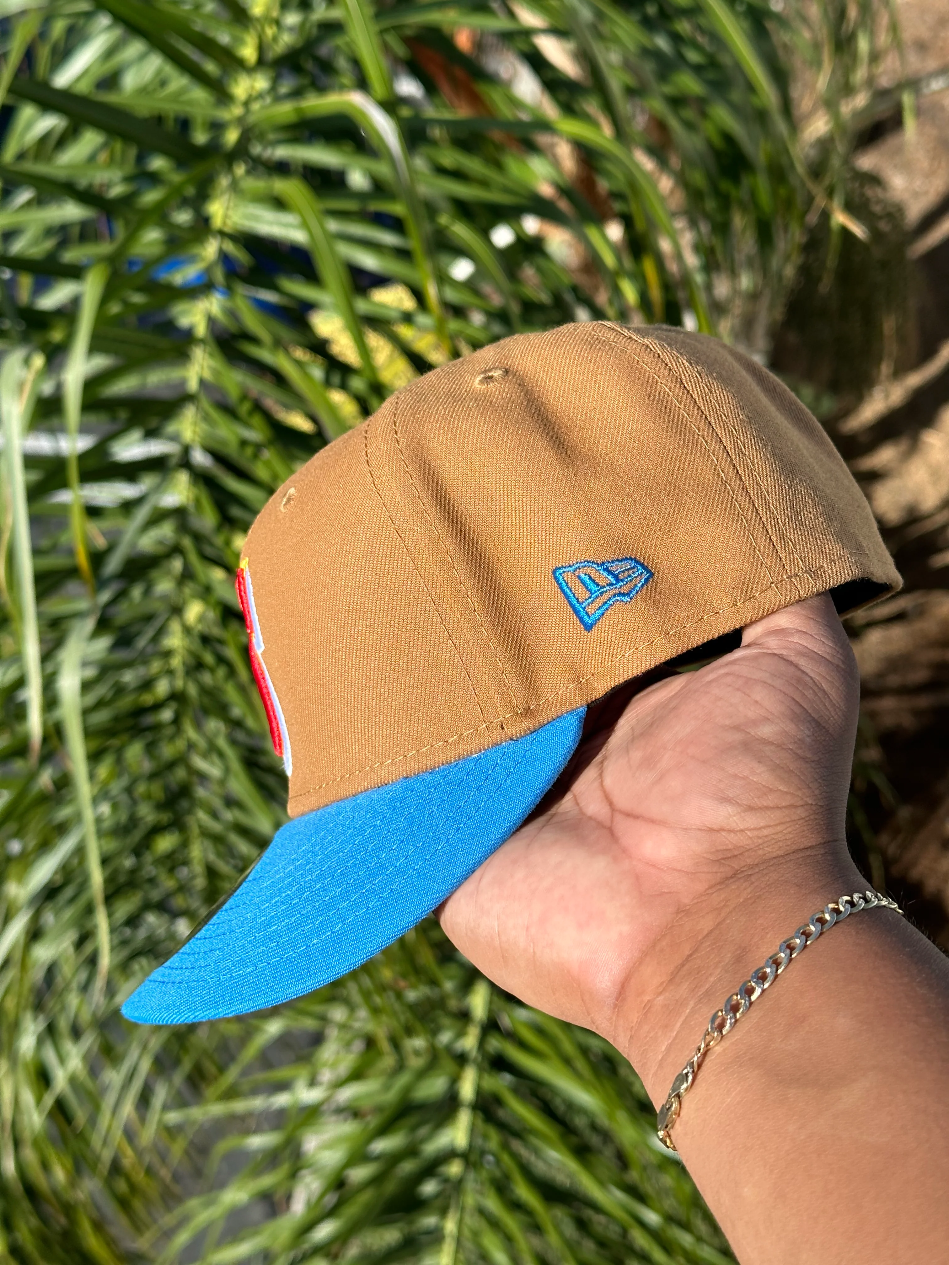 NEW ERA EXCLUSIVE 59FIFTY KHAKI/SKY BLUE SEATTLE MARINERS W/ 30TH ANNIVERSARY PATCH - Image 7