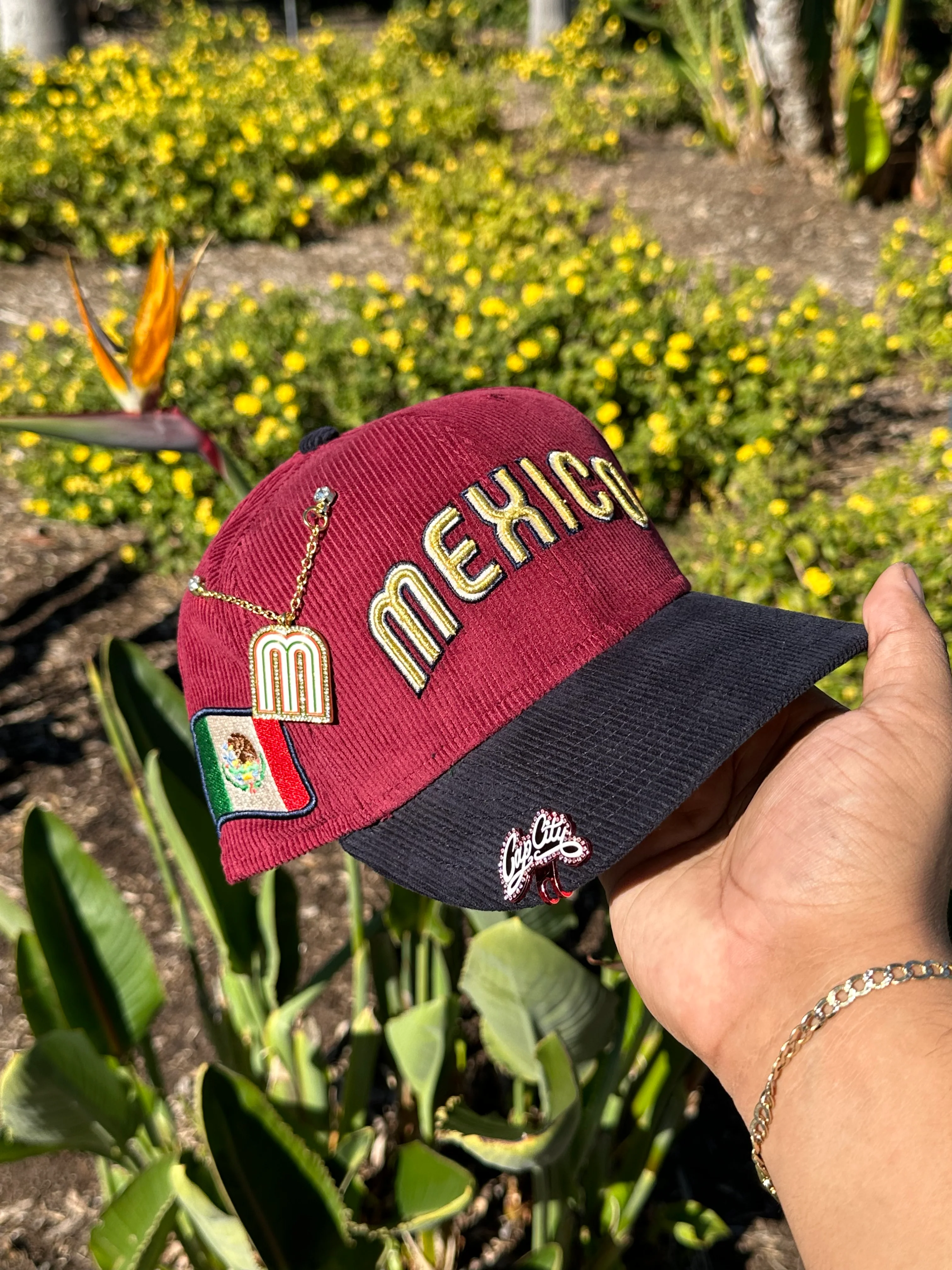 NEW ERA EXCLUSIVE 59FIFTY BURGUNDY/NAVY CORDUROY MEXICO SCRIPT W/ MEXICO FLAG SIDE PATCH - Image 3
