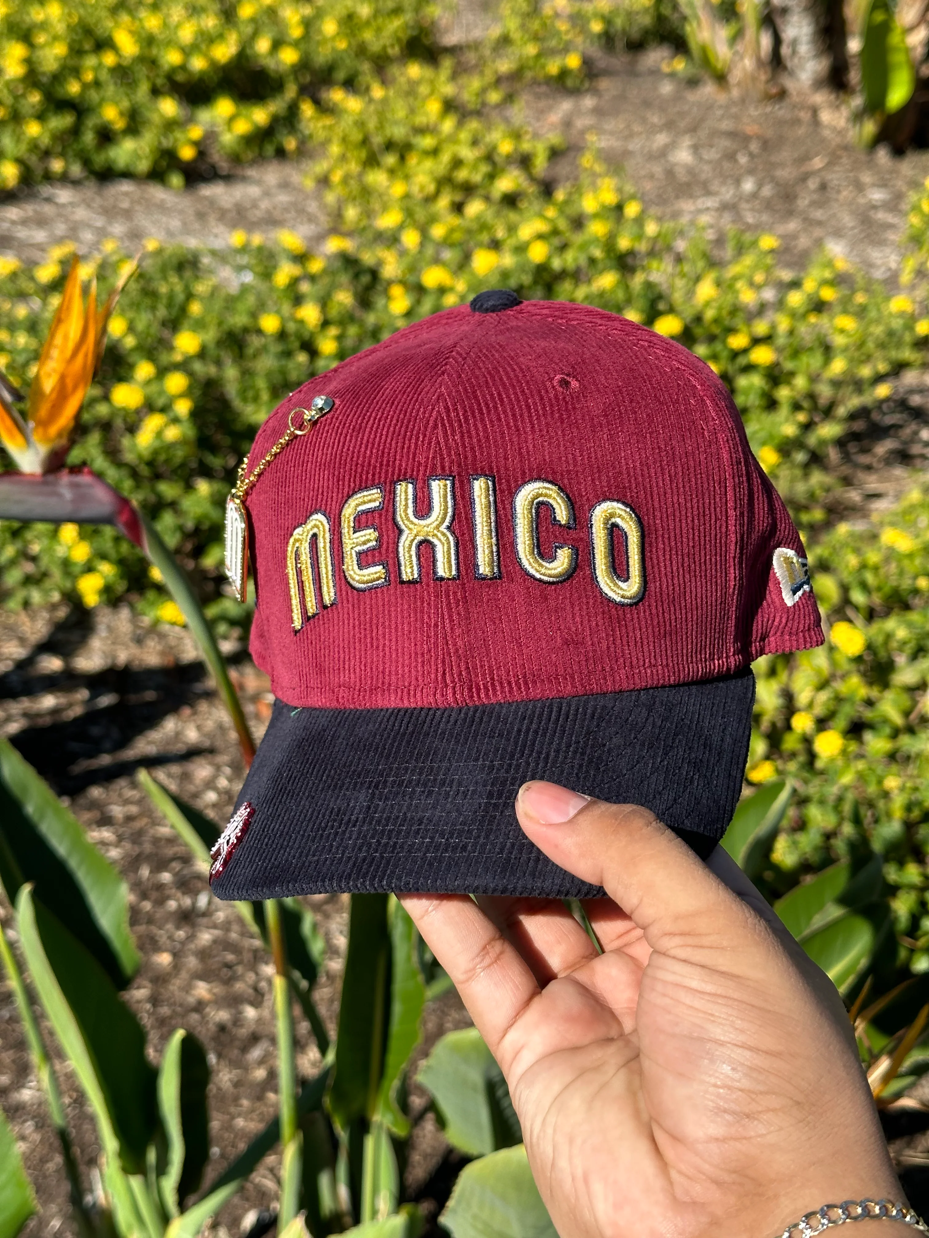 NEW ERA EXCLUSIVE 59FIFTY BURGUNDY/NAVY CORDUROY MEXICO SCRIPT W/ MEXICO FLAG SIDE PATCH - Image 5