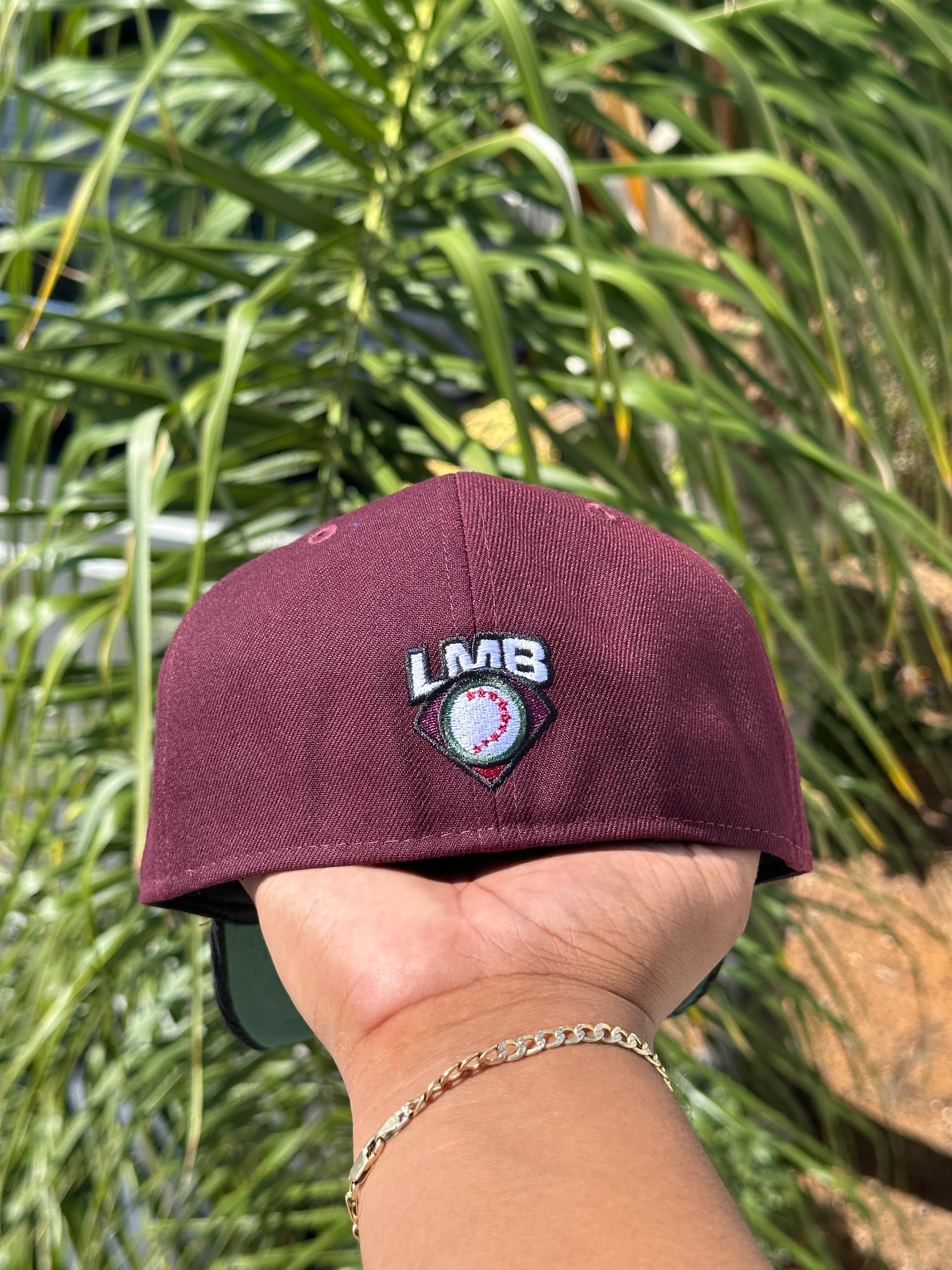 NEW ERA EXCLUSIVE 59FIFTY BURGUNDY/CORDUROY TOROS DE TIJUANA TWO TONE - Image 6