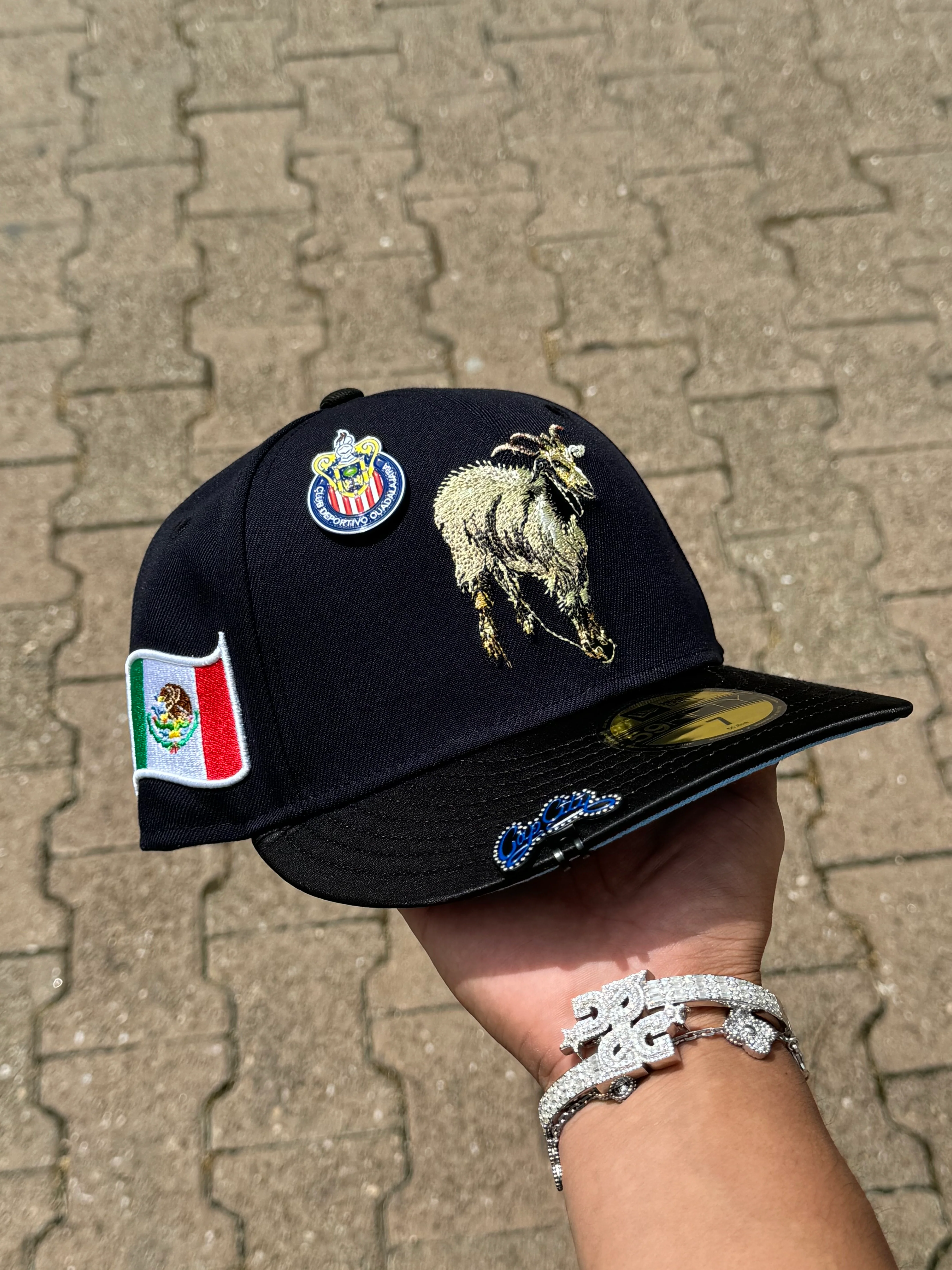 NEW ERA EXCLUSIVE 59FIFTY NAVY/SATIN MEXICO "THE GOAT" W/ MEXICO FLAG PATCH - Image 6