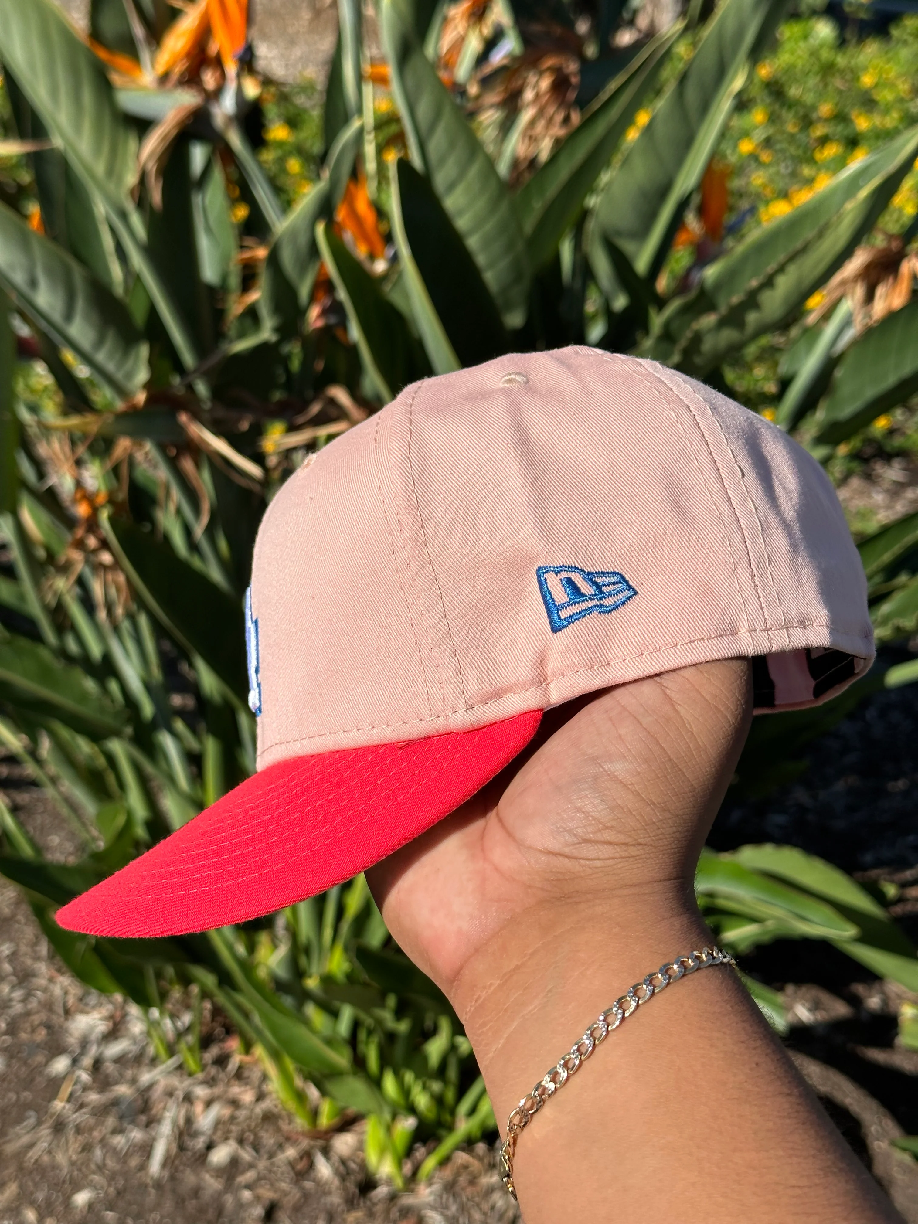 NEW ERA EXCLUSIVE 59FIFTY BLUSH/LAVA RED LOS ANGELES DODGERS W/ 2020 WORLD SERIES PATCH - Image 3