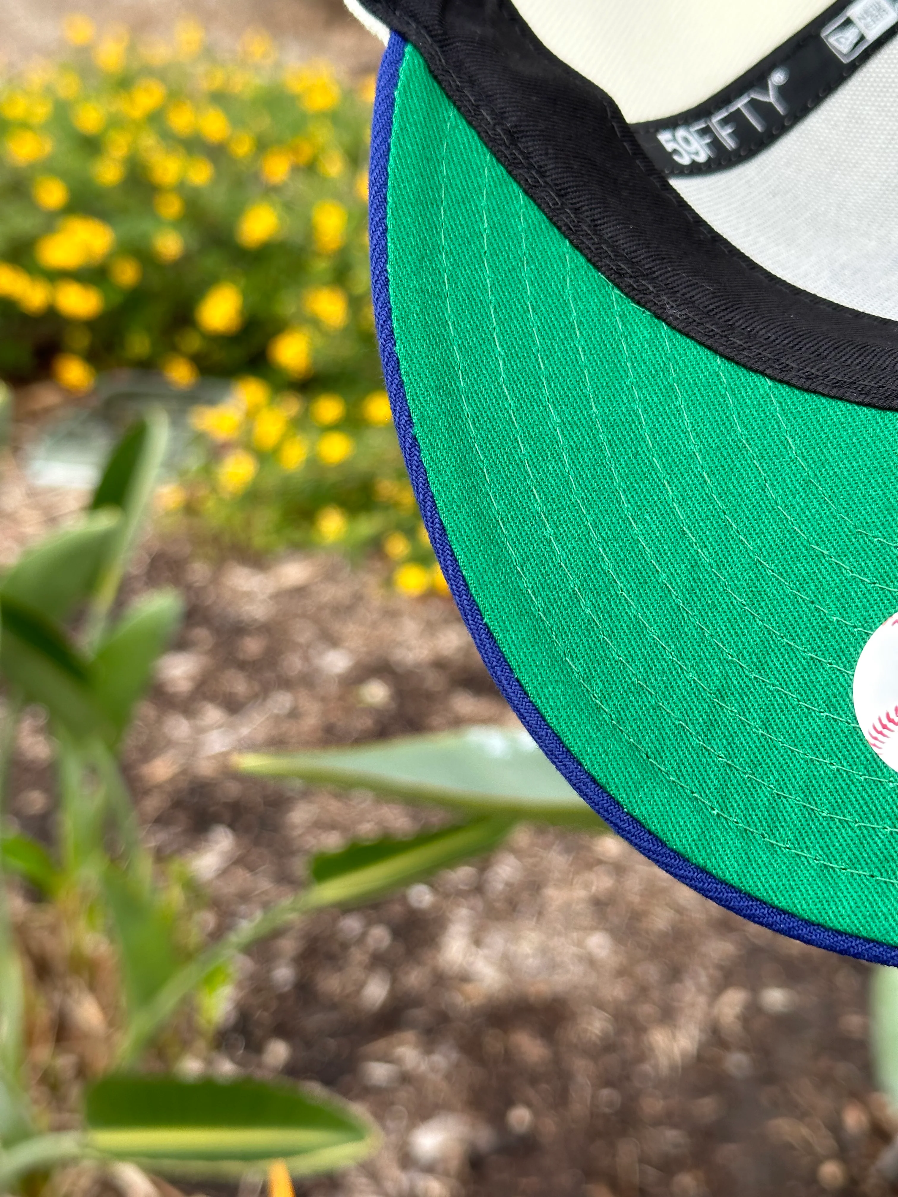 NEW ERA EXCLUSIVE 59FIFTY CHROME WHITE/BLUE LOS ANGELES DODGERS SCRIPT W/ 50TH ANNIVERSARY SIDE PATCH - Image 7