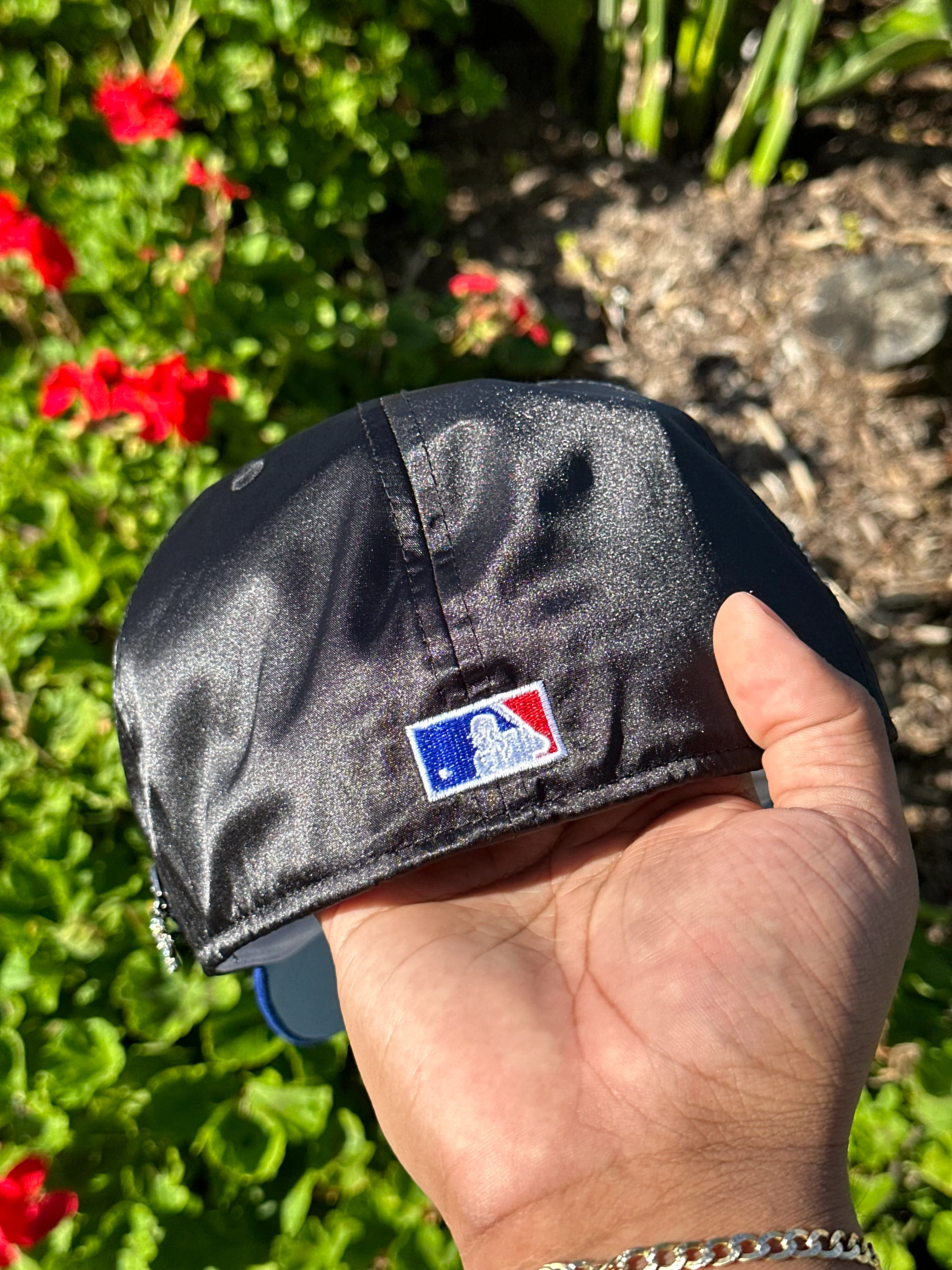 NEW ERA EXCLUSIVE 59FIFTY SATIN/BLUE LOS ANGELES DODGERS W/ 100TH ANNIVERSARY SIDEPATCH - Image 7