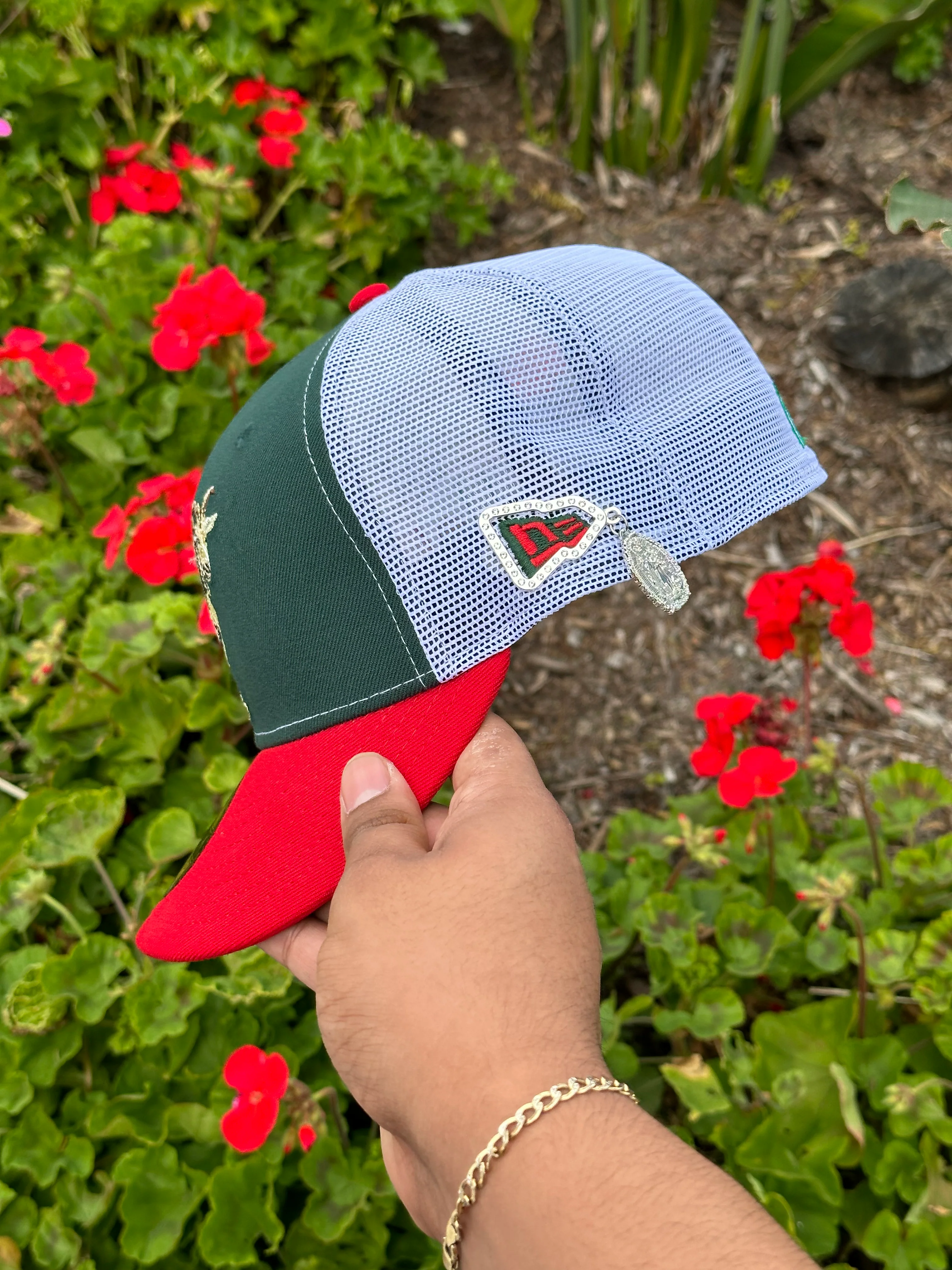 NEW ERA EXCLUSIVE 59FIFTY GREEN/RED "THE GOAT" MESHBACK W/ MEXICO FLAG SIDE PATCH - Image 5