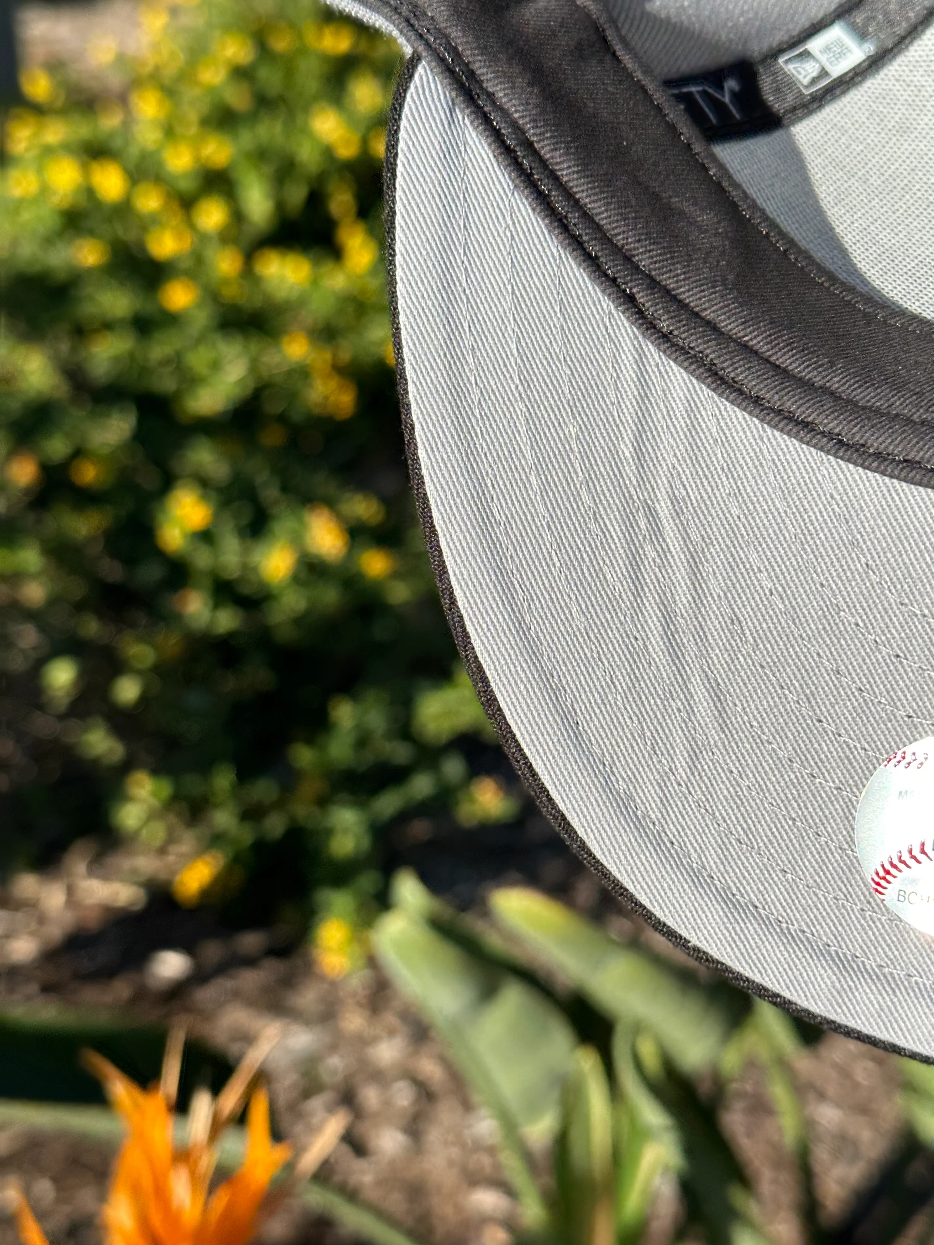 NEW ERA EXCLUSIVE 59FIFTY DARK GREY/BLACK LOS ANGELES DODGERS TWO TONE - Image 7