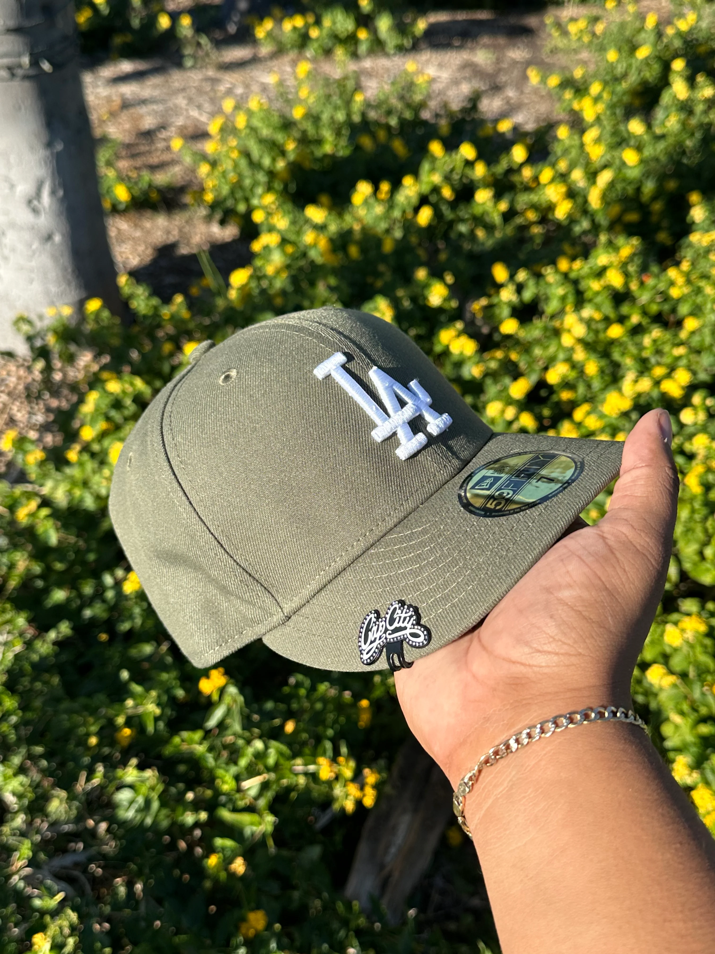 NEW ERA EXCLUSIVE 59FIFTY OLIVE LOS ANGELES DODGERS - Image 3