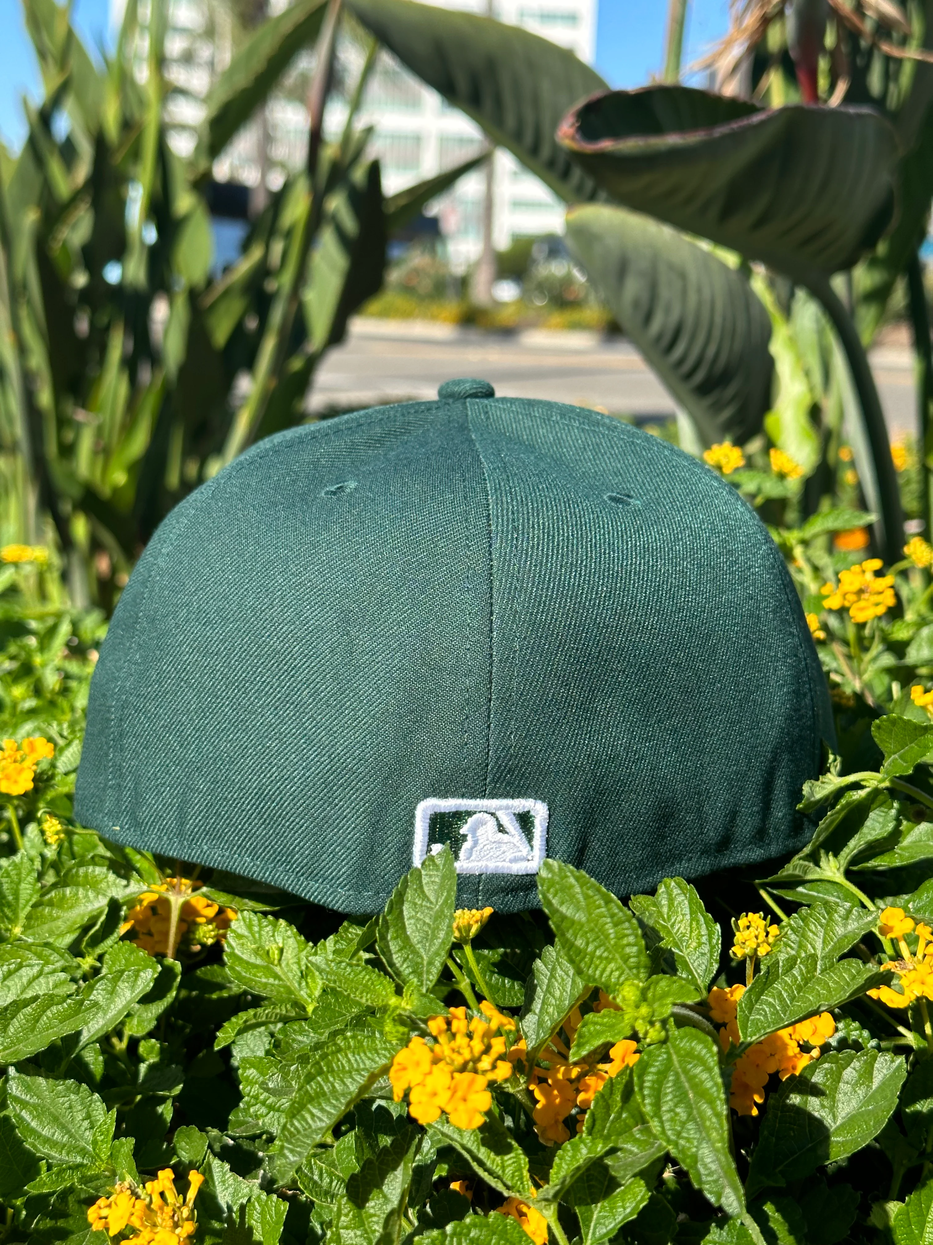 NEW ERA EXCLUSIVE NEW ERA 59FIFTY DARK GREEN MILWAUKEE BREWERS - Image 4