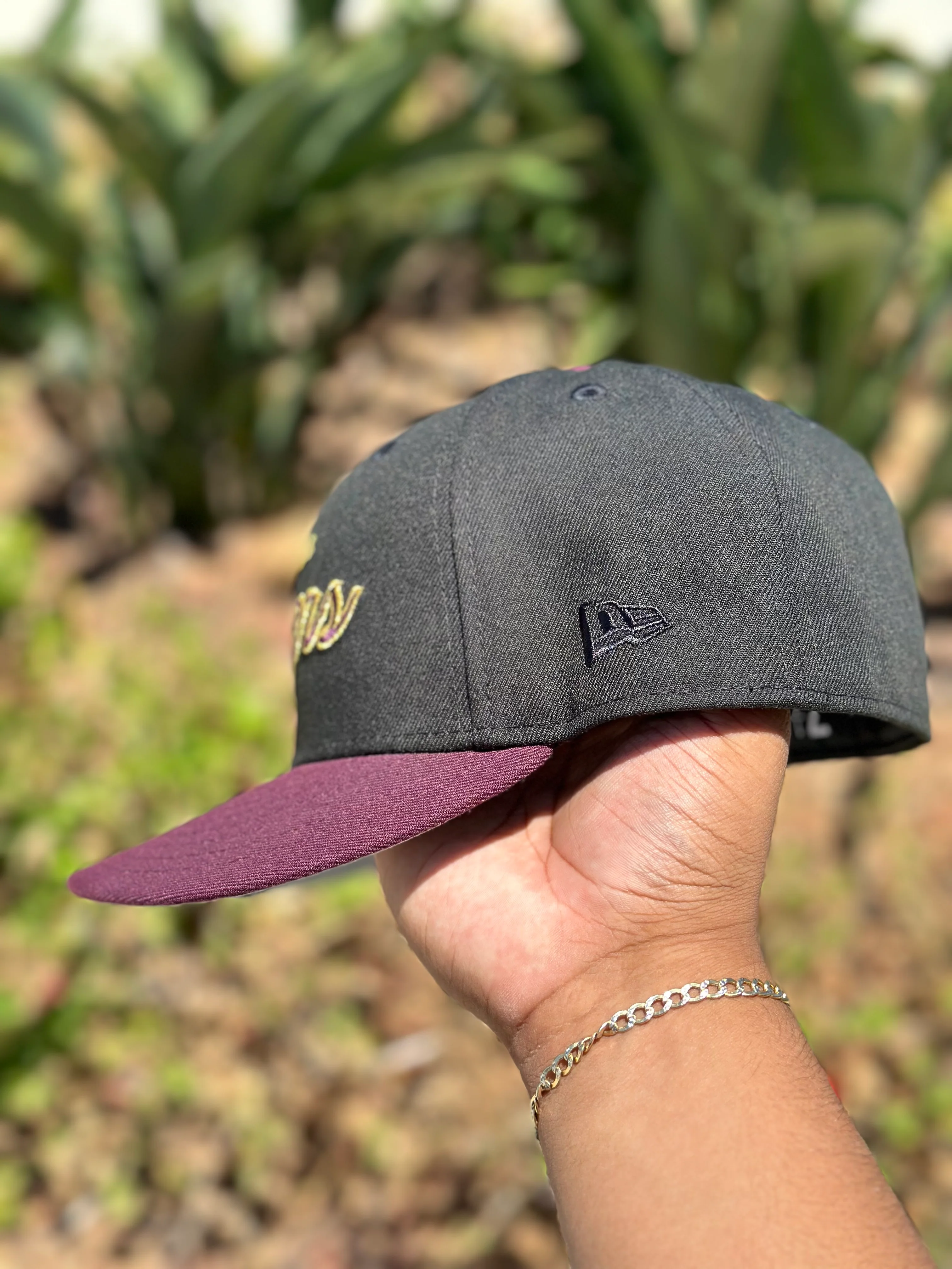 NEW ERA 59FIFTY BLACK/BURGUNDY LOS ANGELES DODGERS W/ 100TH ANNIVERSARY SIDE PATCH - Image 6