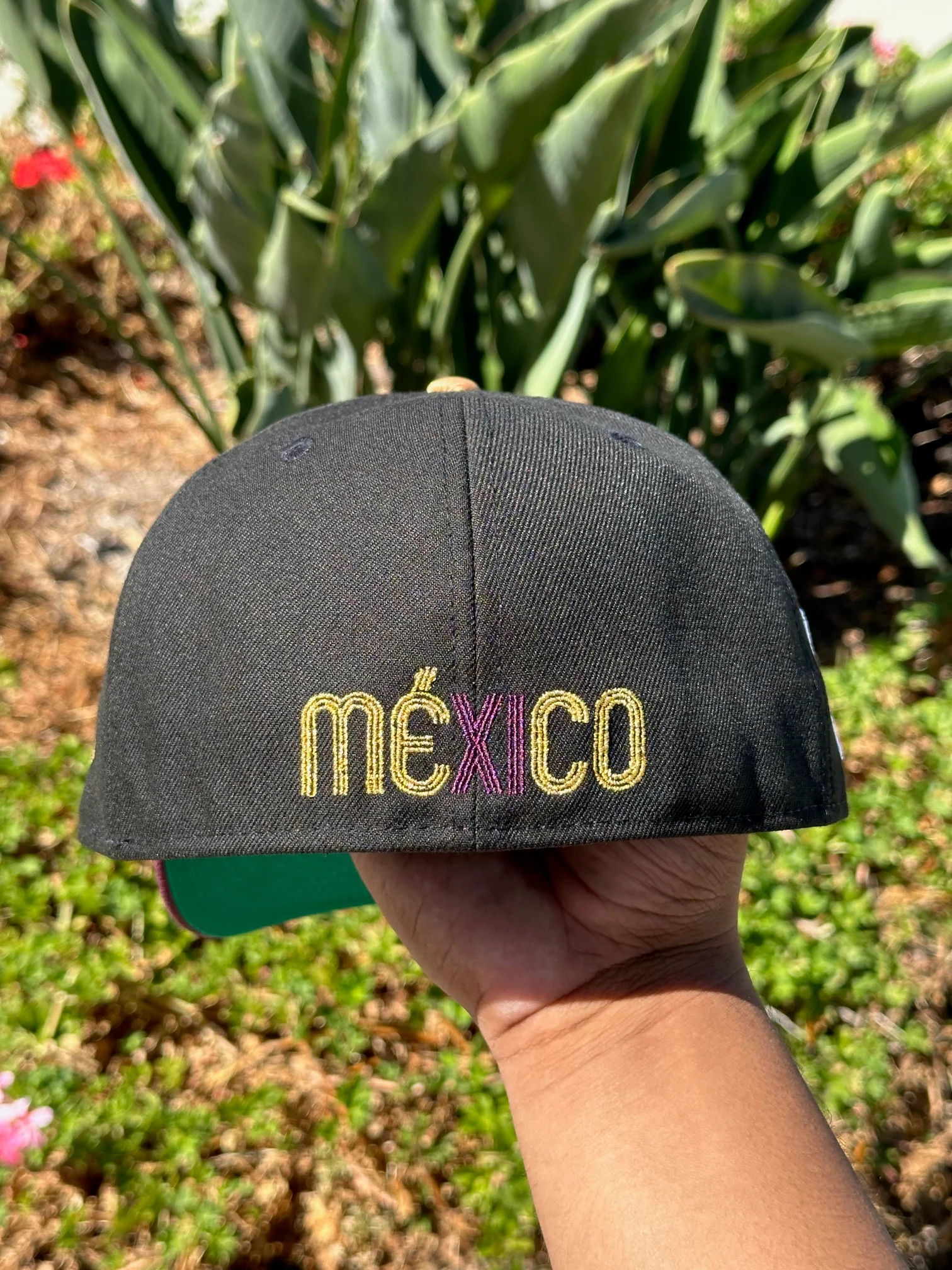 NEW ERA EXCLUSIVE 59FIFTY BLACK/BURGUNDY MEXICO "THE GOAT" W/ MEXICO FLAG PATCH - Image 6