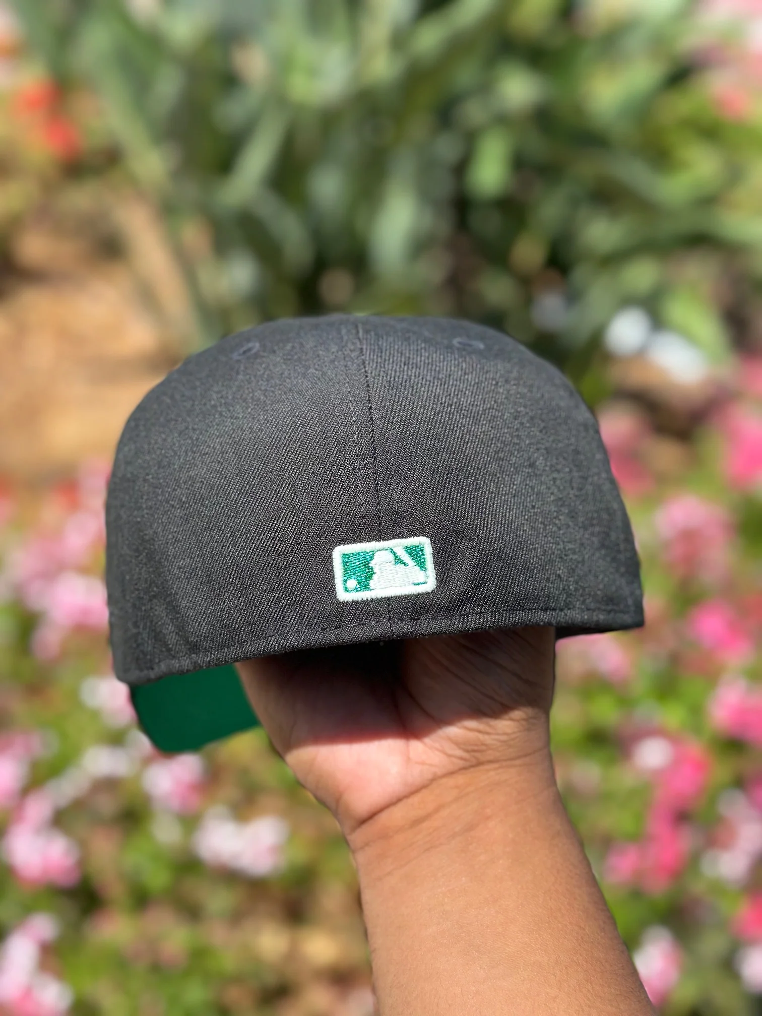 NEW ERA EXCLUSIVE 59FIFTY BLACK CLEVELAND GUARDIANS W/ "PROGRESSIVE FIELD" SIDE PATCH - Image 6