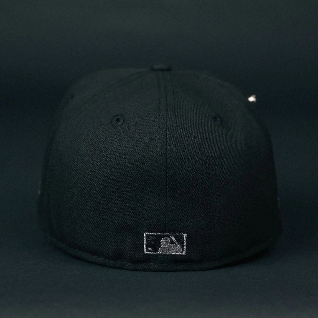 NEW ERA EXCLUSIVE 59FIFTY BLACK HOUSTON ASTROS W/ ASTRODOME SIDE PATCH - Image 4