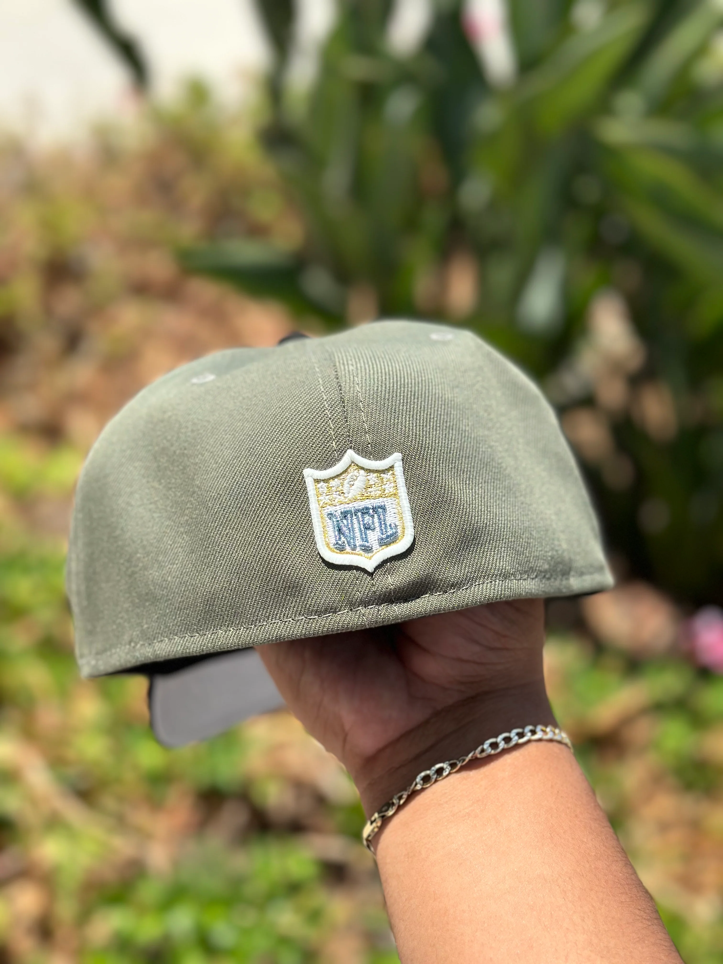 NEW ERA EXCLUSIVE 59FIFTY OLIVE GREEN/BLACK LOS ANGLES RAMS SCRIPT W/ 2004 PRO BOWL SIDE PATCH - Image 6