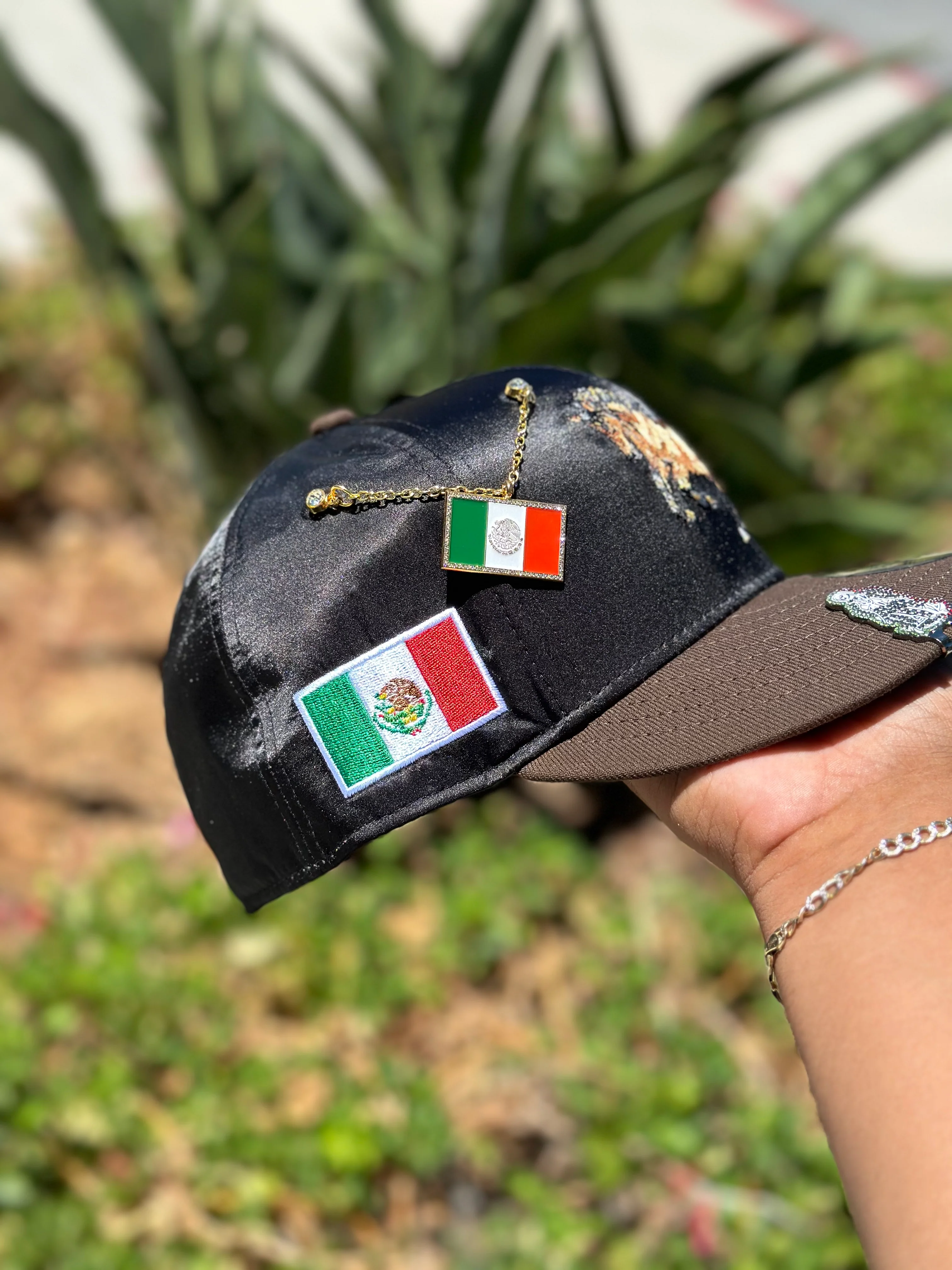 NEW ERA EXCLUSIVE 59FIFTY SATIN/BROWN MEXICO "EL CABALLO" W/ MEXICO FLAG SIDE PATCH - Image 4
