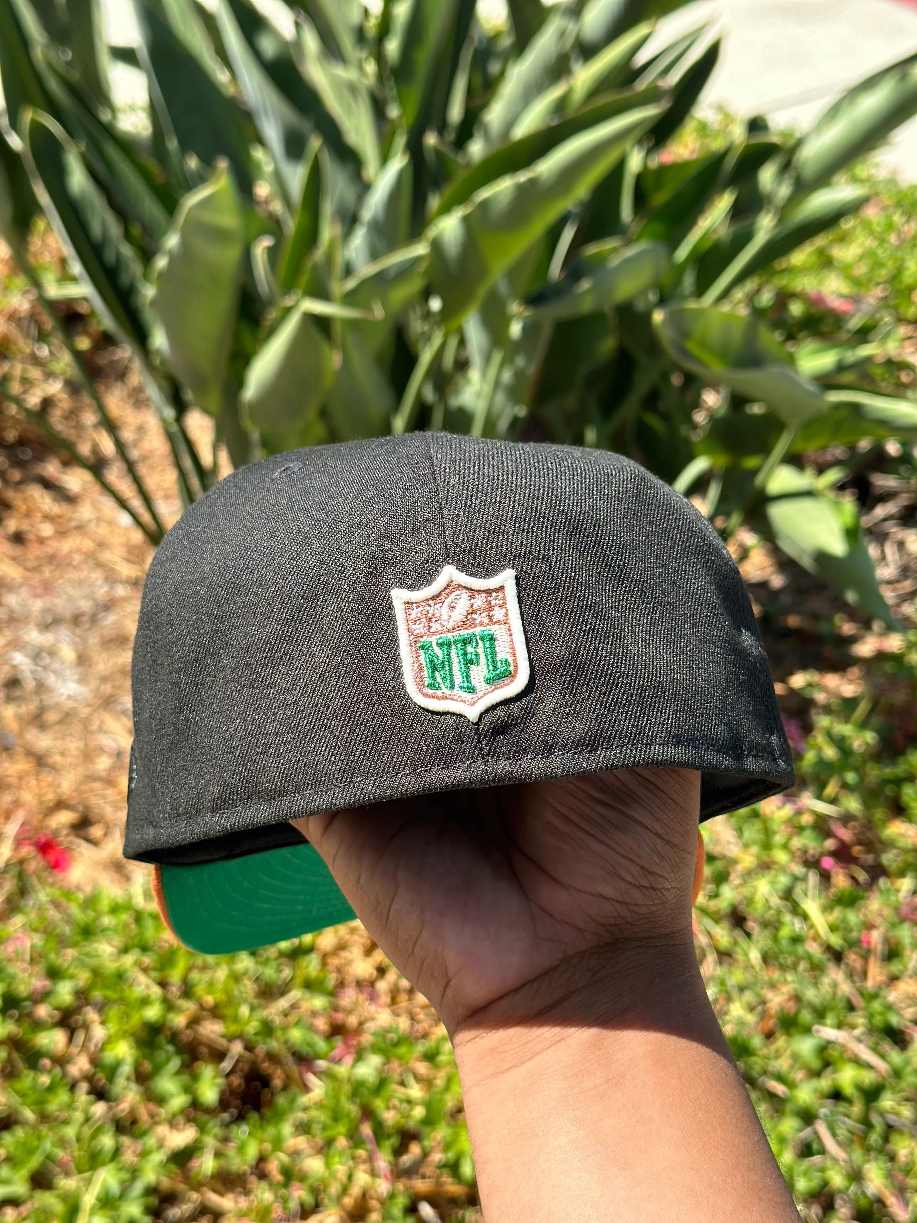 NEW ERA EXCLUSIVE 59FIFTY BLACK/RUST LOS ANGELES RAMS SCRIPT W/ NFL LOGO PATCH - Image 5