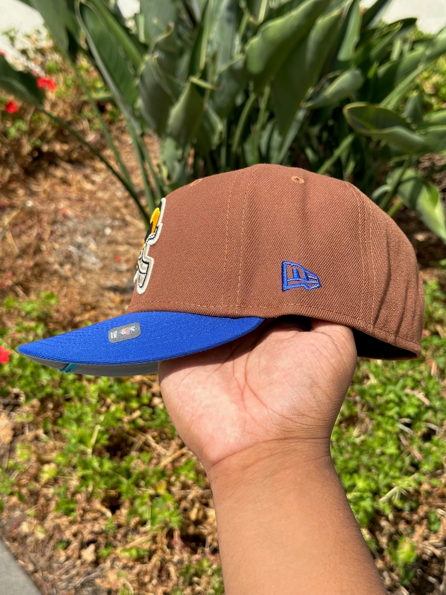 NEW ERA EXCLUSIVE 59FIFTY BROWN/BLUE LOS ANGELES RAMS  W/ 2000 SUPERBOWL SIDE PATCH - Image 5