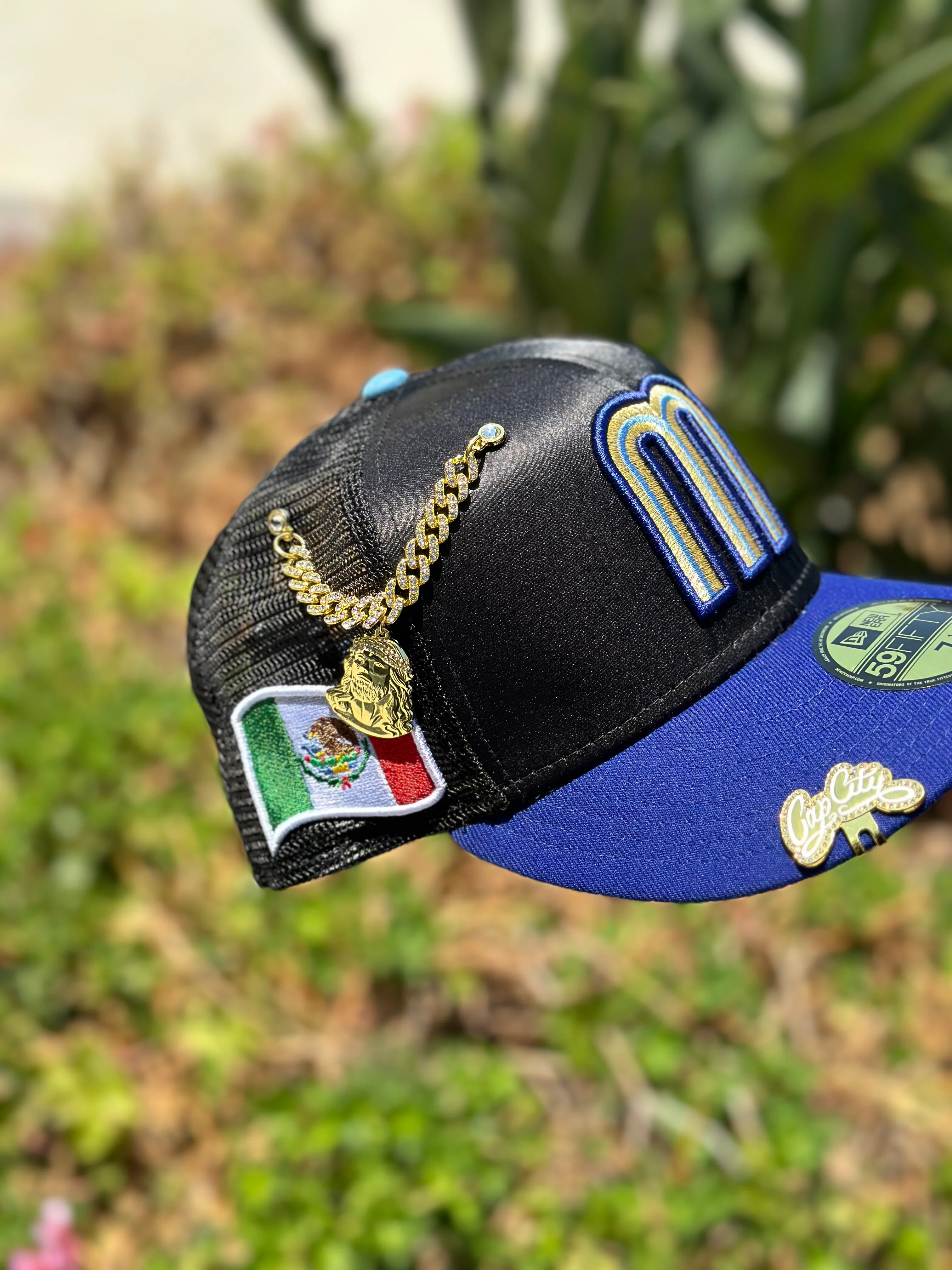 NEW ERA EXCLUSIVE 59FIFTY BLACK SATIN/BLUE MEXICO MESH BACK W/ MEXICO FLAG SIDE PATCH - Image 3