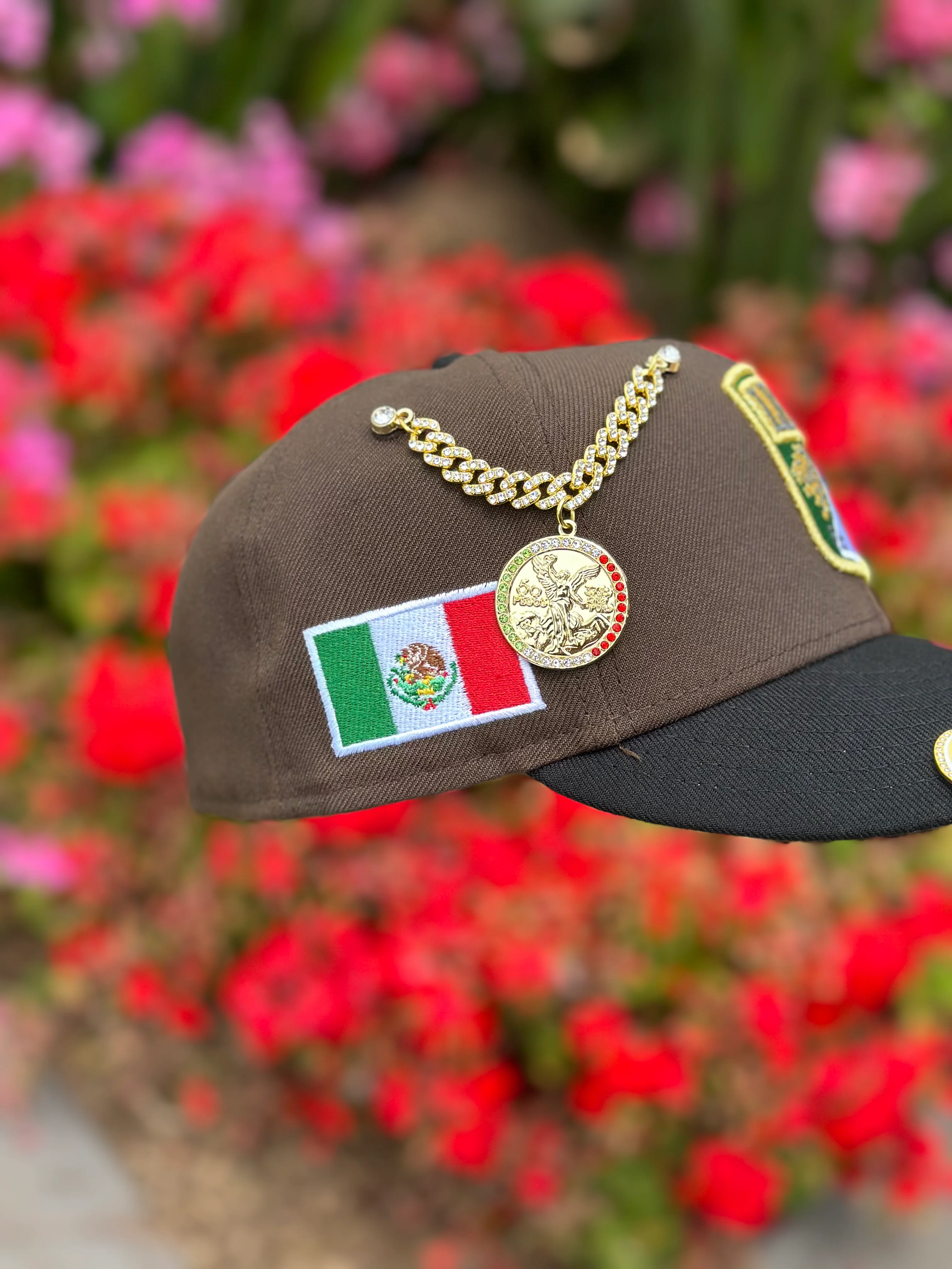 NEW ERA EXCLUSIVE 59FIFTY MOCHA/BLACK "CLUB LEON" W/ MEXICO FLAG SIDE PATCH - Image 4