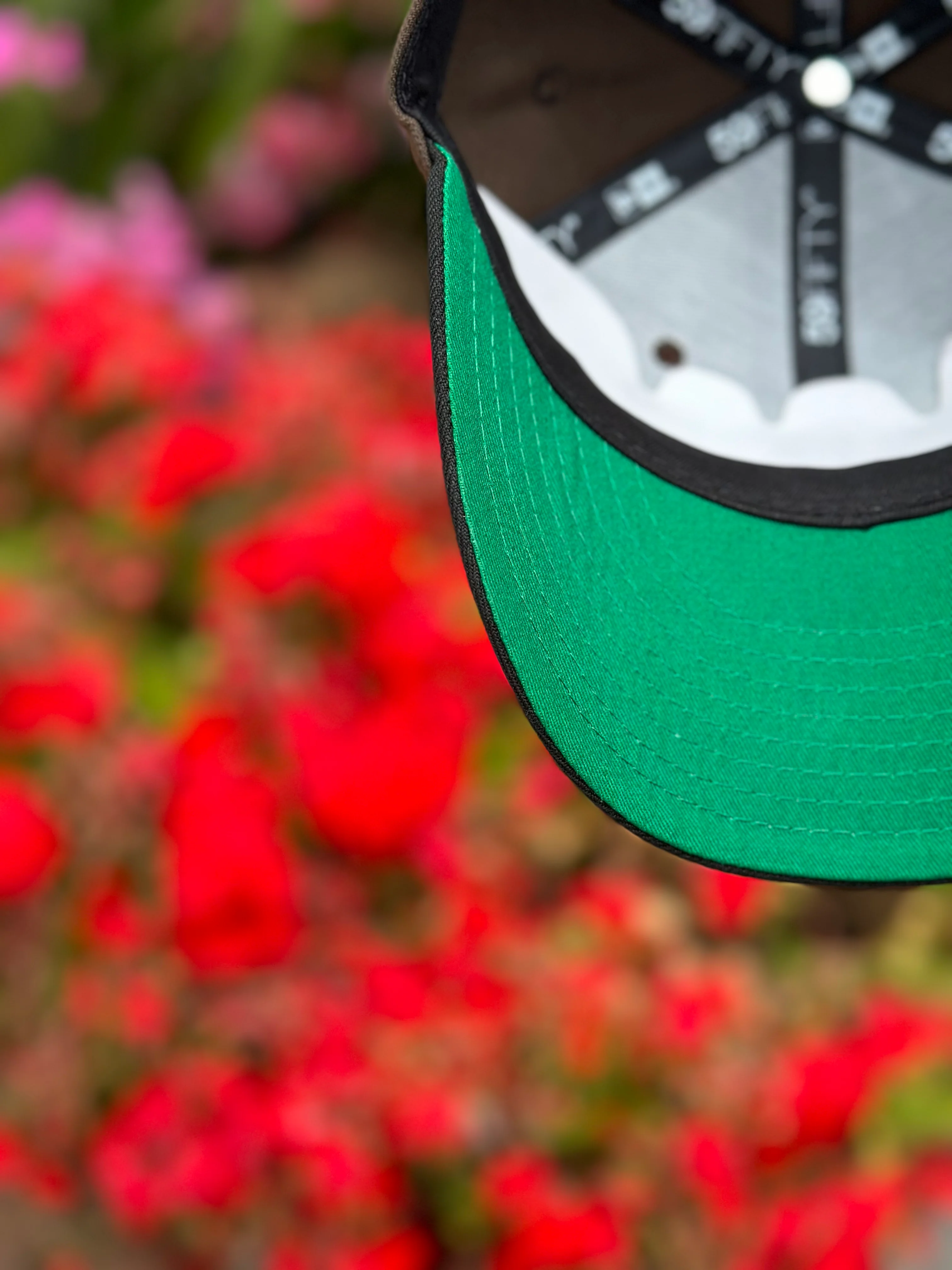 NEW ERA EXCLUSIVE 59FIFTY MOCHA/BLACK "CLUB LEON" W/ MEXICO FLAG SIDE PATCH - Image 7