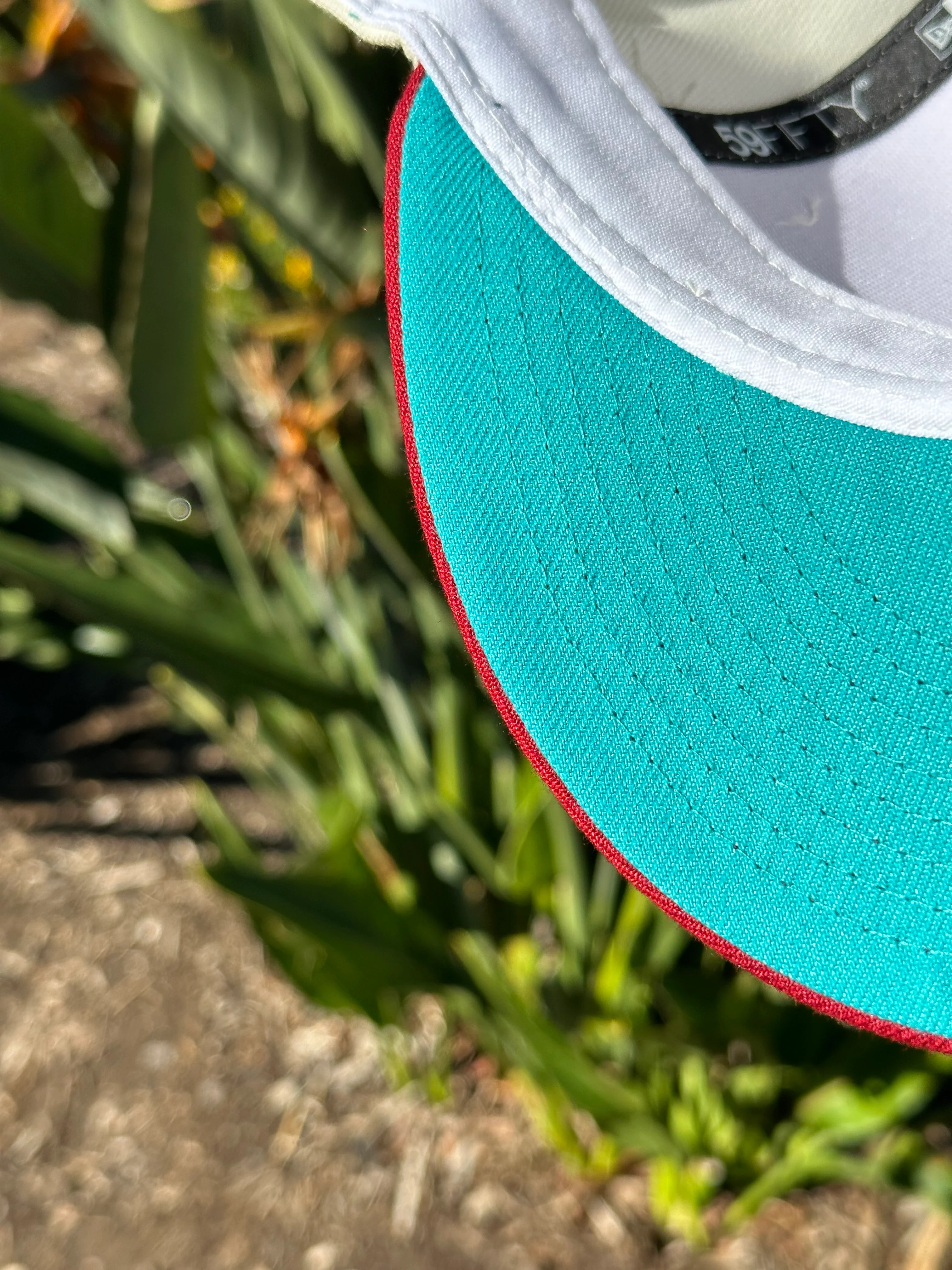 NEW ERA EXCLUSIVE 59FIFTY CHROME WHITE/BURGUNDY LOS ANGELES DODGERS W/ 100TH ANNIVERSARY PATCH - Image 7