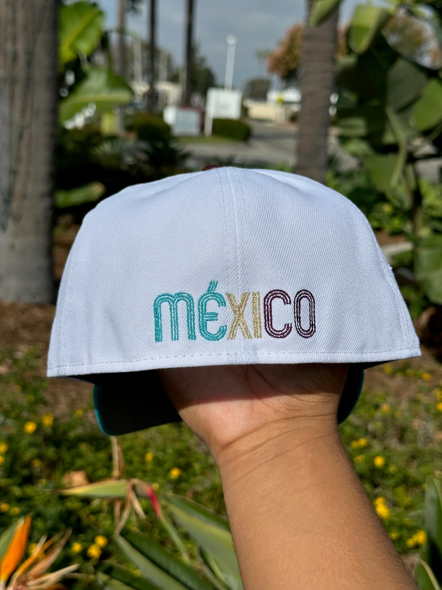 NEW ERA EXCLUSIVE 59FIFTY WHITE/TURQUOISE MEXICO W/ MEXICO FLAG SIDE PATCH - Image 5