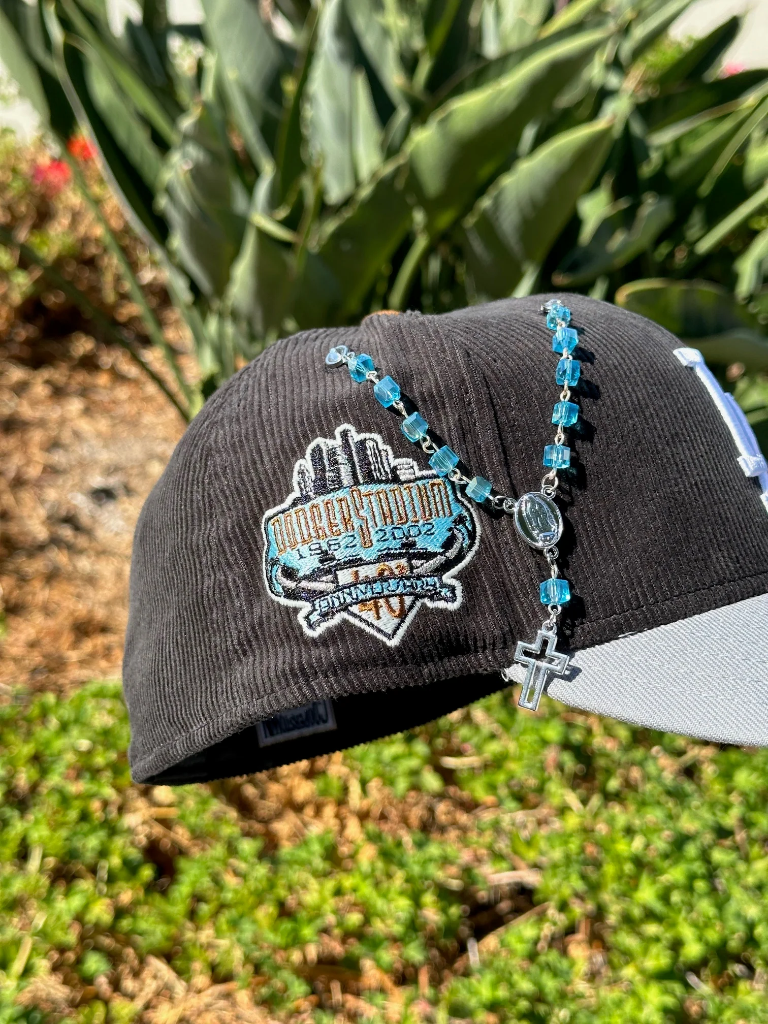 NEW ERA EXCLUSIVE 59FIFTY CORDUROY/GREY LOS ANGELES DODGERS W/ 40TH ANNIVERSARY PATCH SIDE PATCH - Image 4