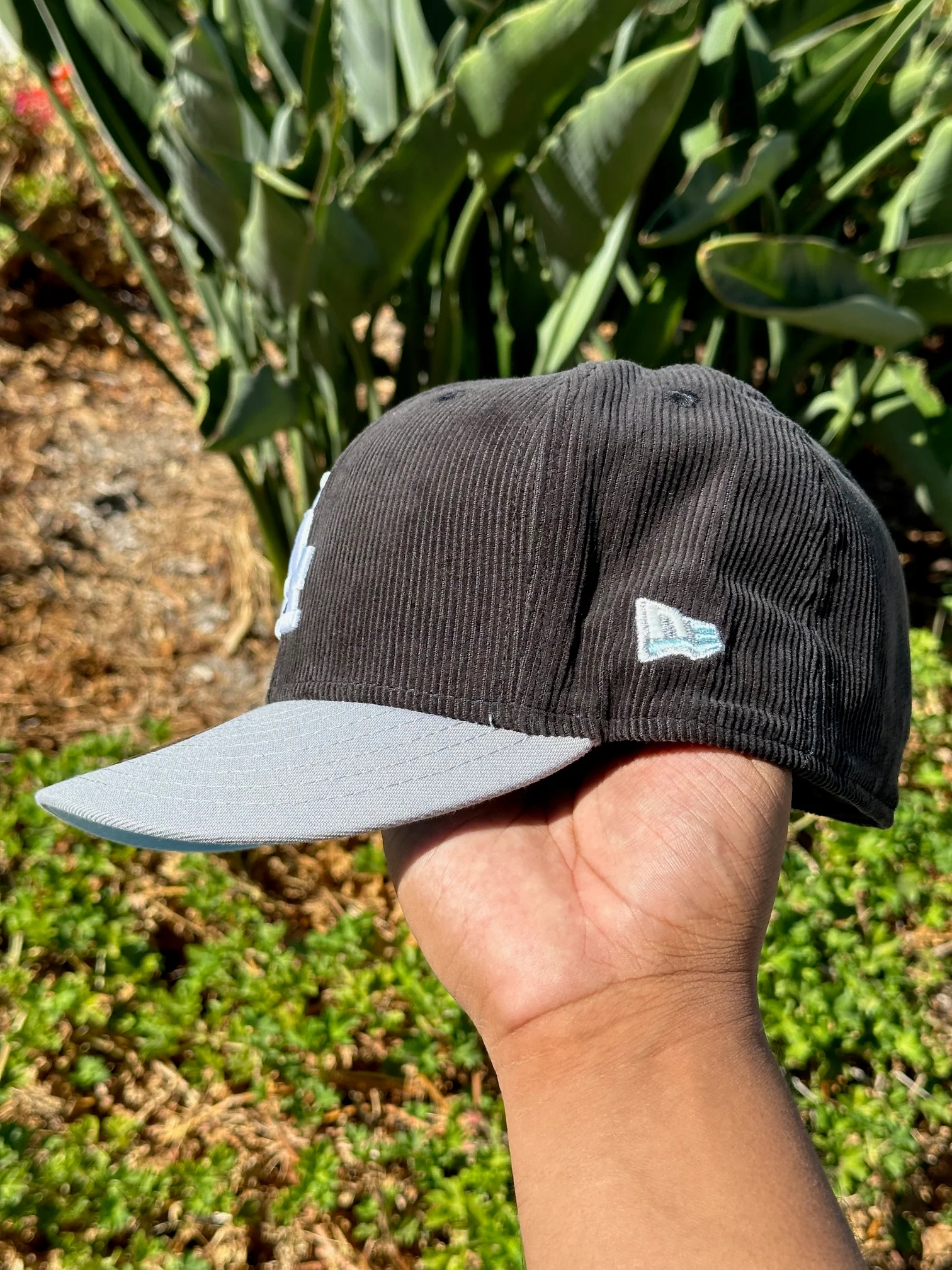 NEW ERA EXCLUSIVE 59FIFTY CORDUROY/GREY LOS ANGELES DODGERS W/ 40TH ANNIVERSARY PATCH SIDE PATCH - Image 5