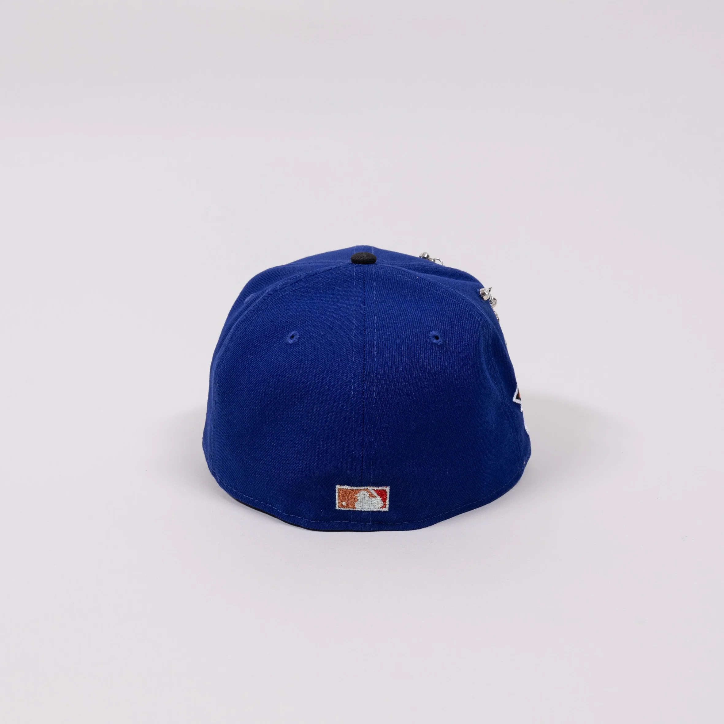 NEW ERA EXCLUSIVE 59FIFTY DARK BLUE/ BLACK NEW YORK YANKEES W/ 1999 WORLD SERIES SIDE PATCH - Image 4