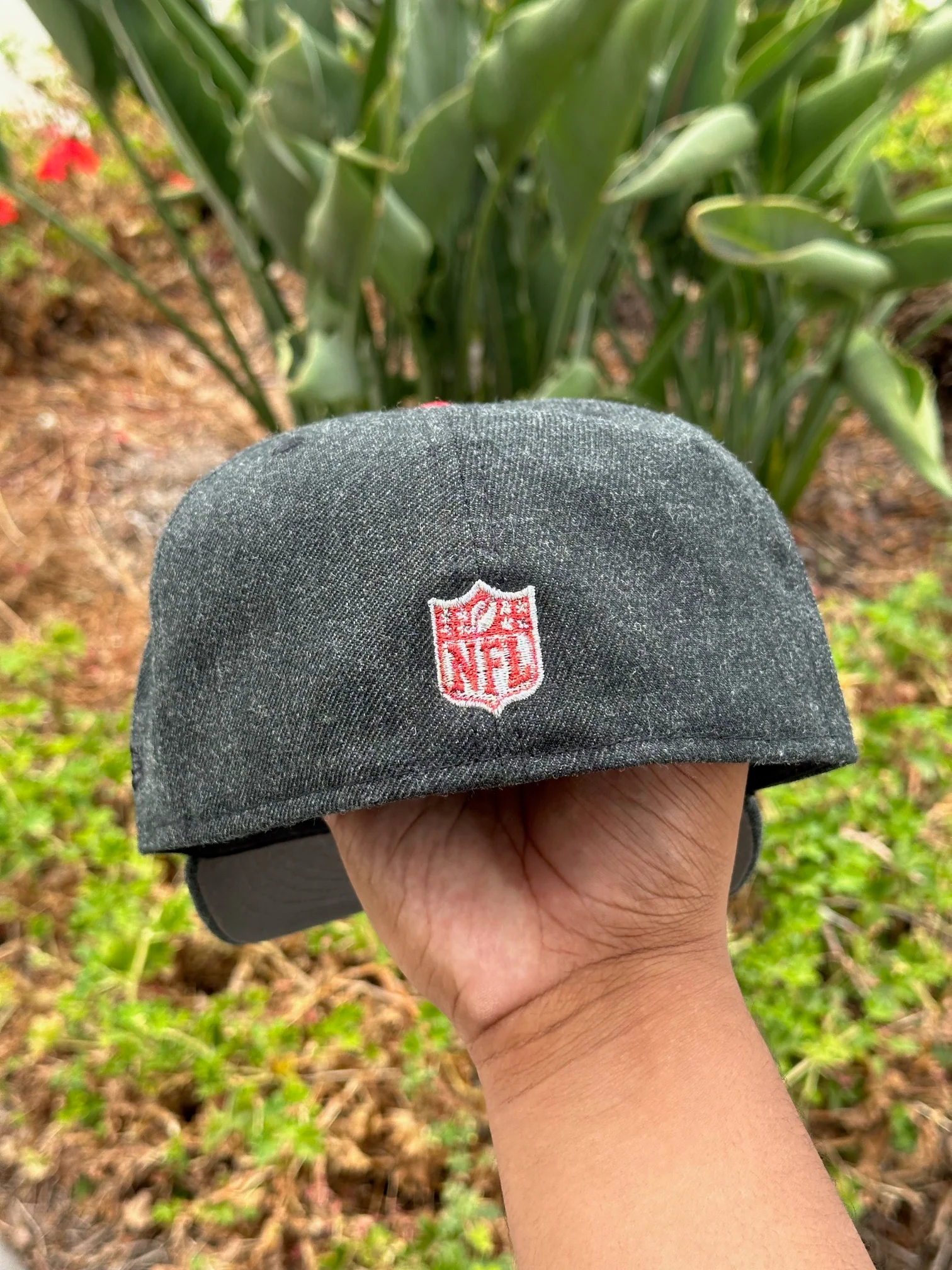 NEW ERA EXCLUSIVE 59FIFTY GREY WOOL LAS VEGAS RAIDERS W/ 60TH ANNIVERSARY SIDE PATCH - Image 6