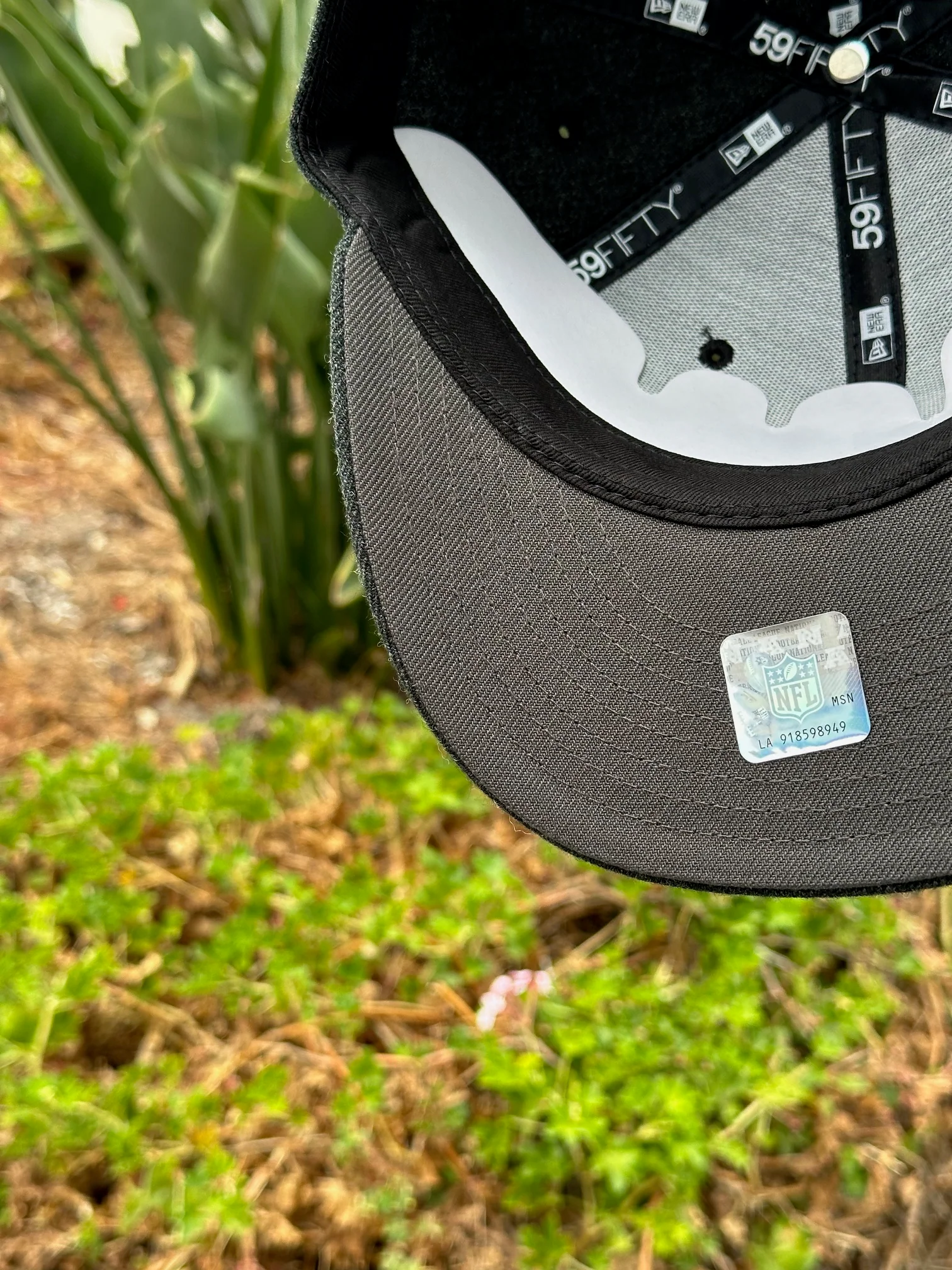 NEW ERA EXCLUSIVE 59FIFTY GREY WOOL LAS VEGAS RAIDERS W/ 60TH ANNIVERSARY SIDE PATCH - Image 7