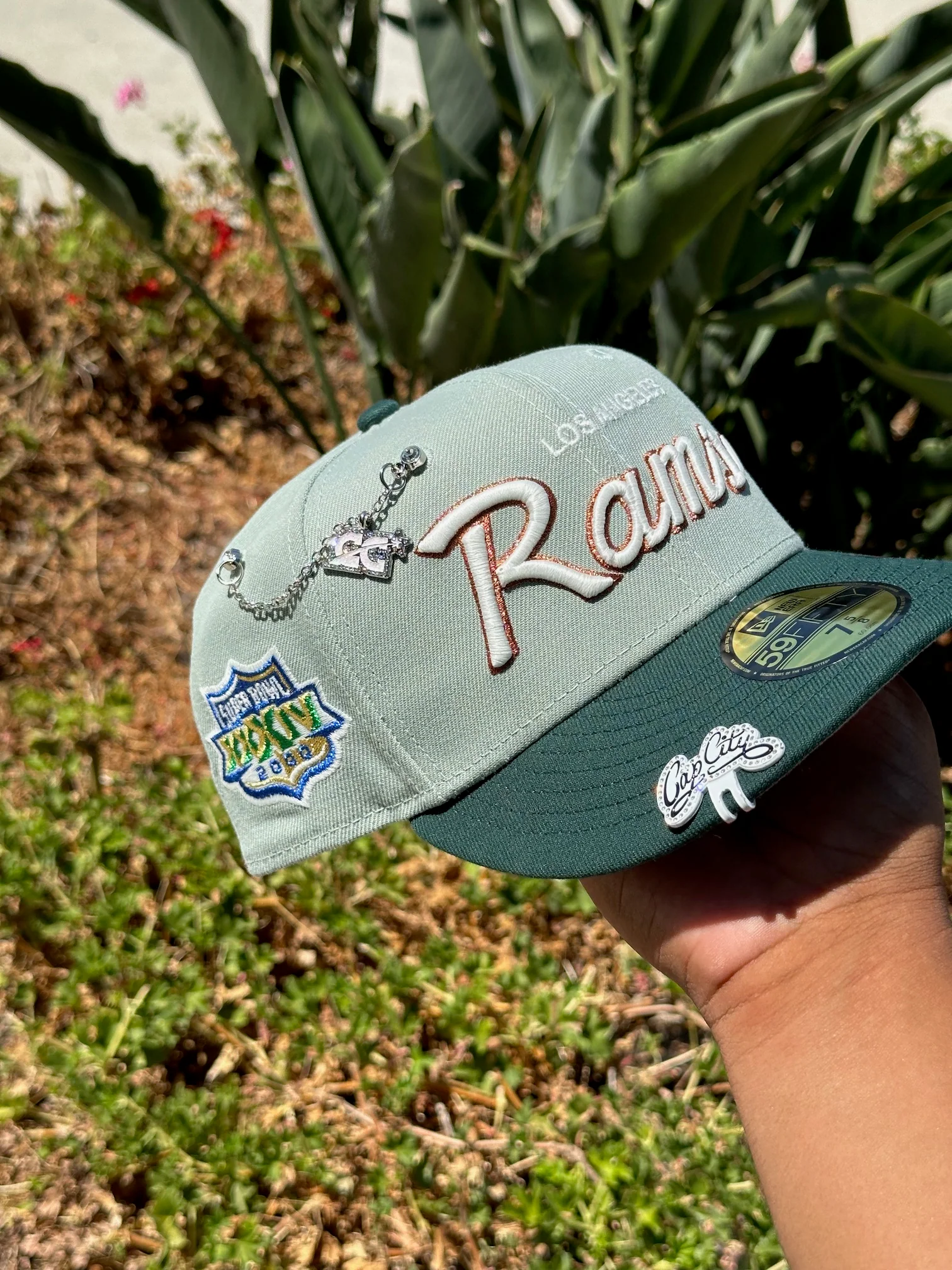 NEW ERA EXCLUSIVE 59FIFTY MINT/EMERALD LOS ANGELES RAMS SCRIPT W/ SUPERBOWL XXXIV SIDE PATCH - Image 3