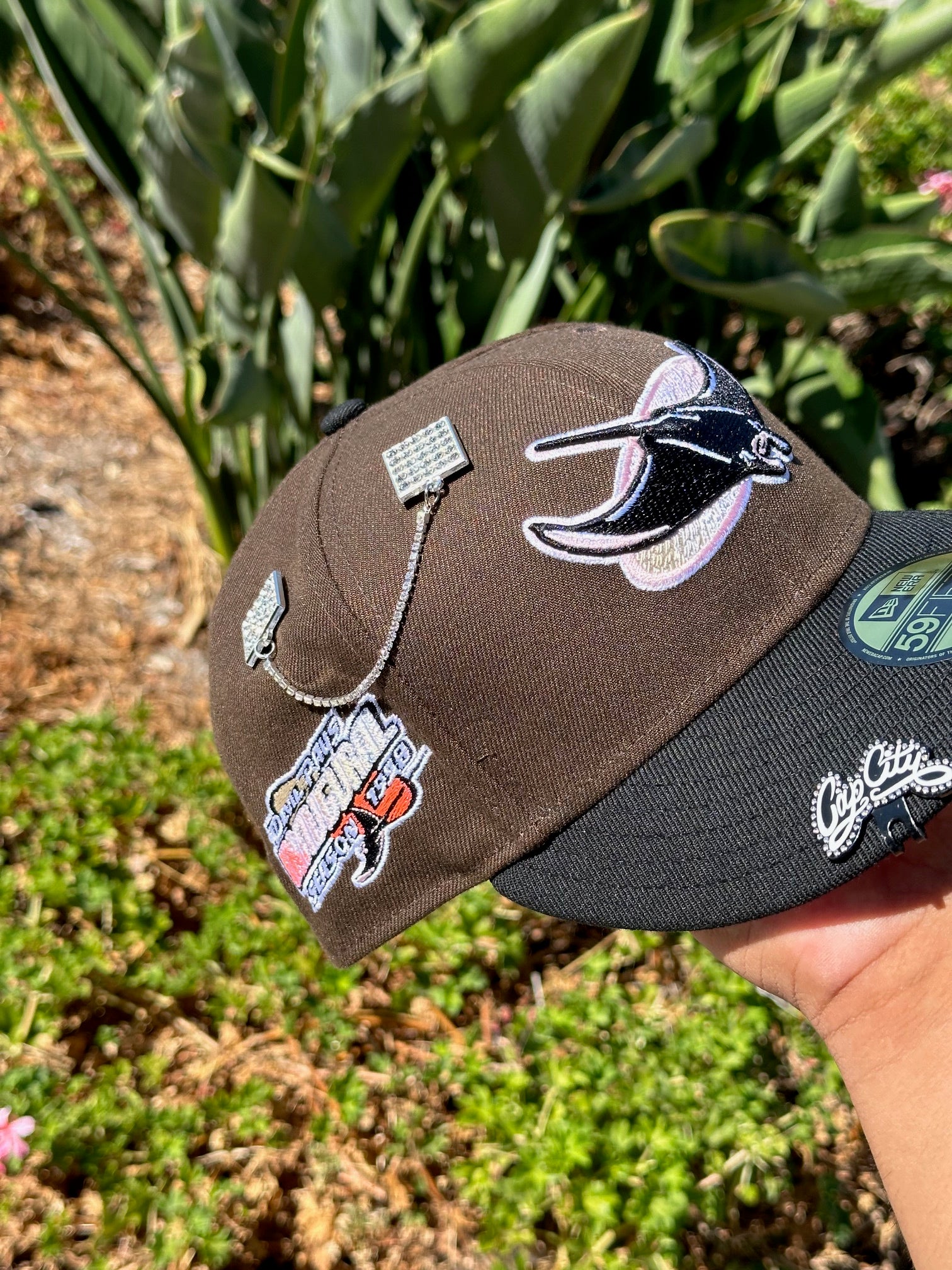 NEW ERA EXCLUSIVE 59FIFTY MOCHA/BLACK TAMPA BAY RAYS W/ 1998 INAUGURAL  SEASON SIDE PATCH - Image 3