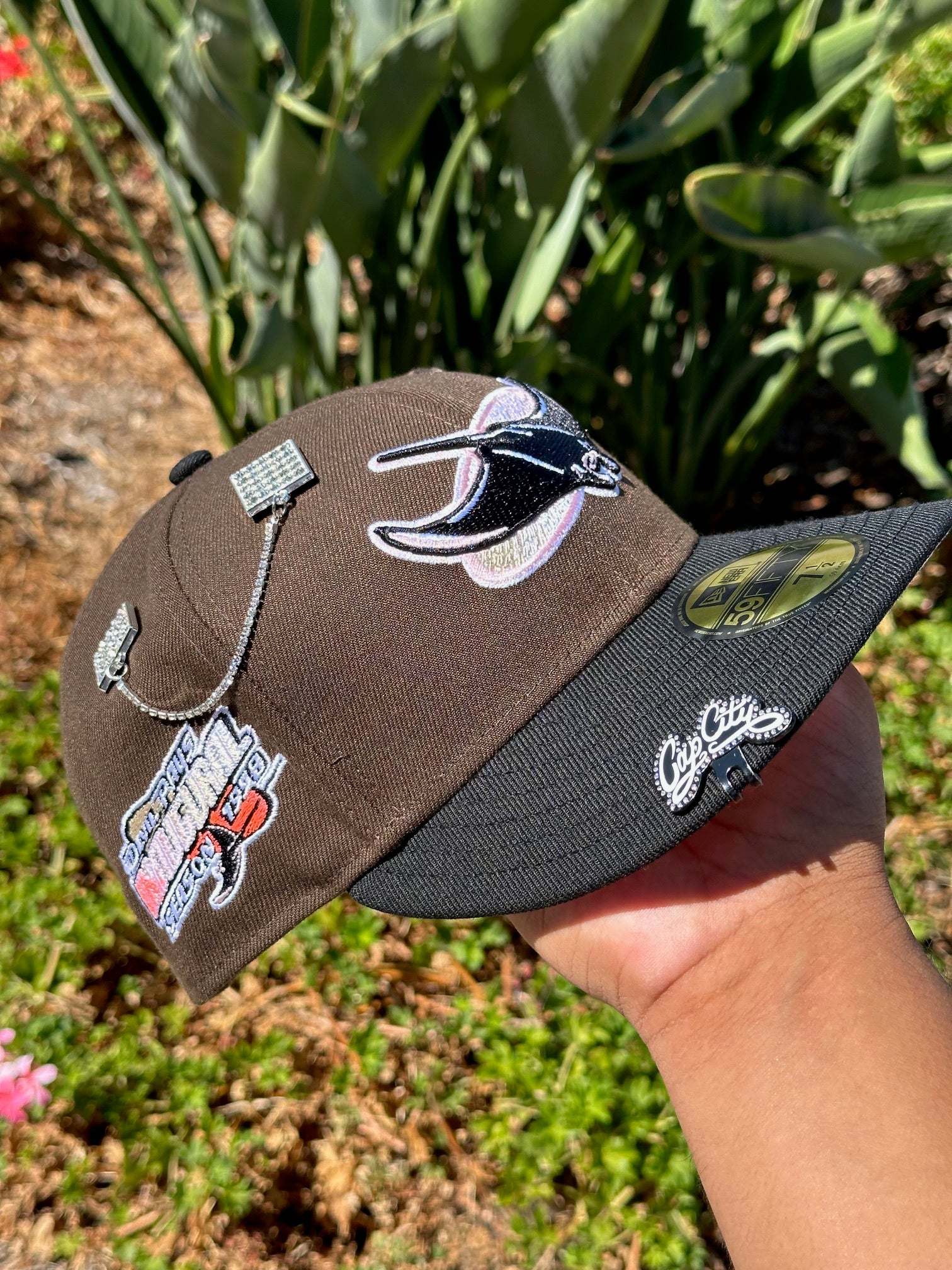 NEW ERA EXCLUSIVE 59FIFTY MOCHA/BLACK TAMPA BAY RAYS W/ 1998 INAUGURAL  SEASON SIDE PATCH - Image 4