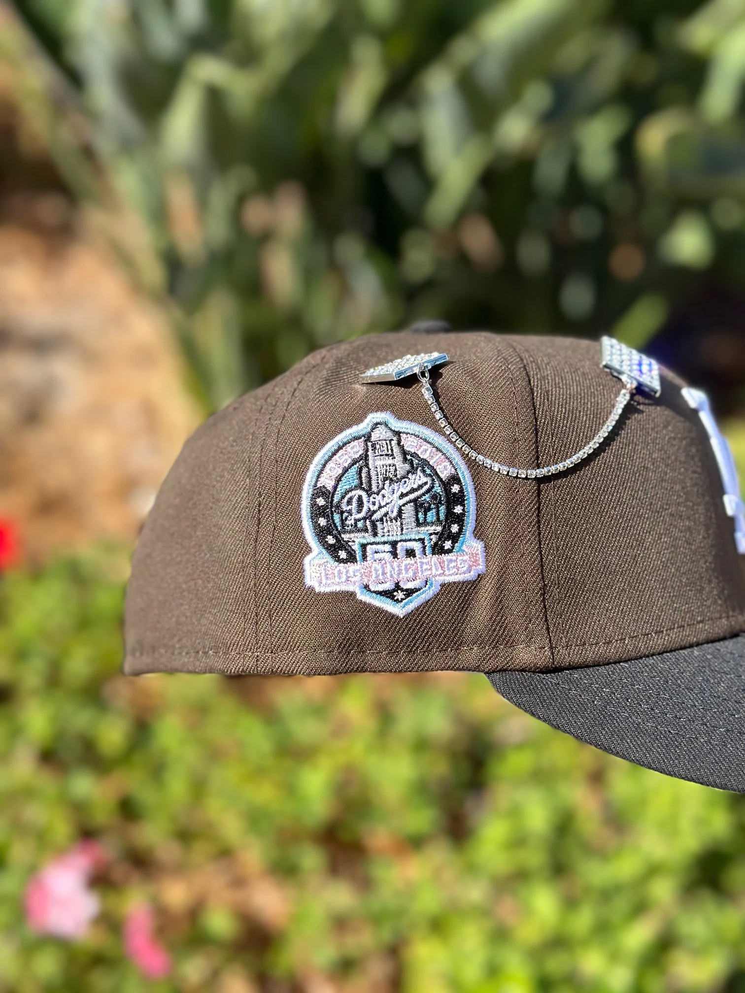 NEW ERA EXCLUSIVE 59FIFTY MOCHA/BLACK LOS ANGELES DODGERS W/ 60TH ANNIVERSARY SIDE PATCH - Image 3