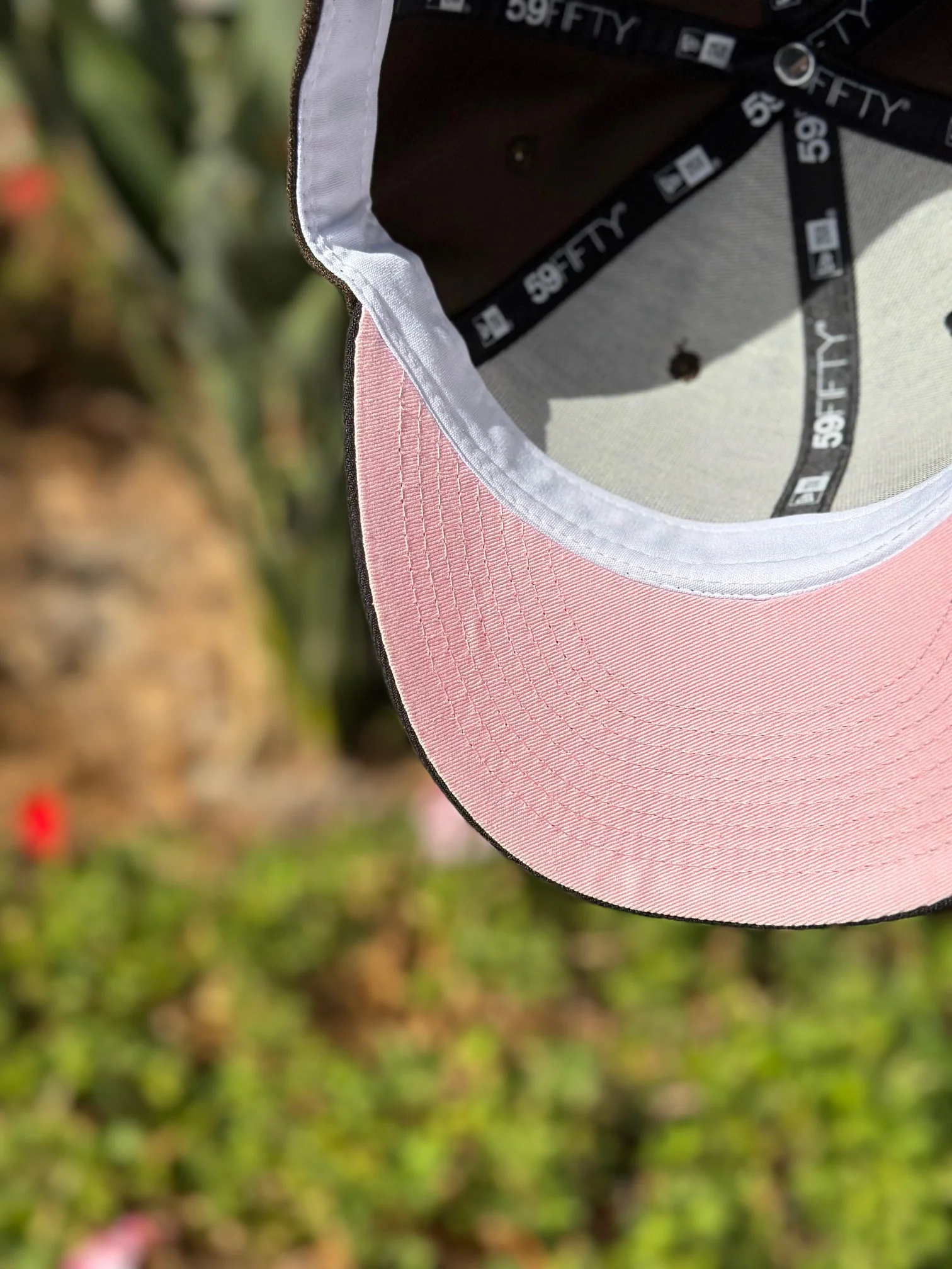 NEW ERA EXCLUSIVE 59FIFTY MOCHA/BLACK LOS ANGELES DODGERS W/ 60TH ANNIVERSARY SIDE PATCH - Image 6