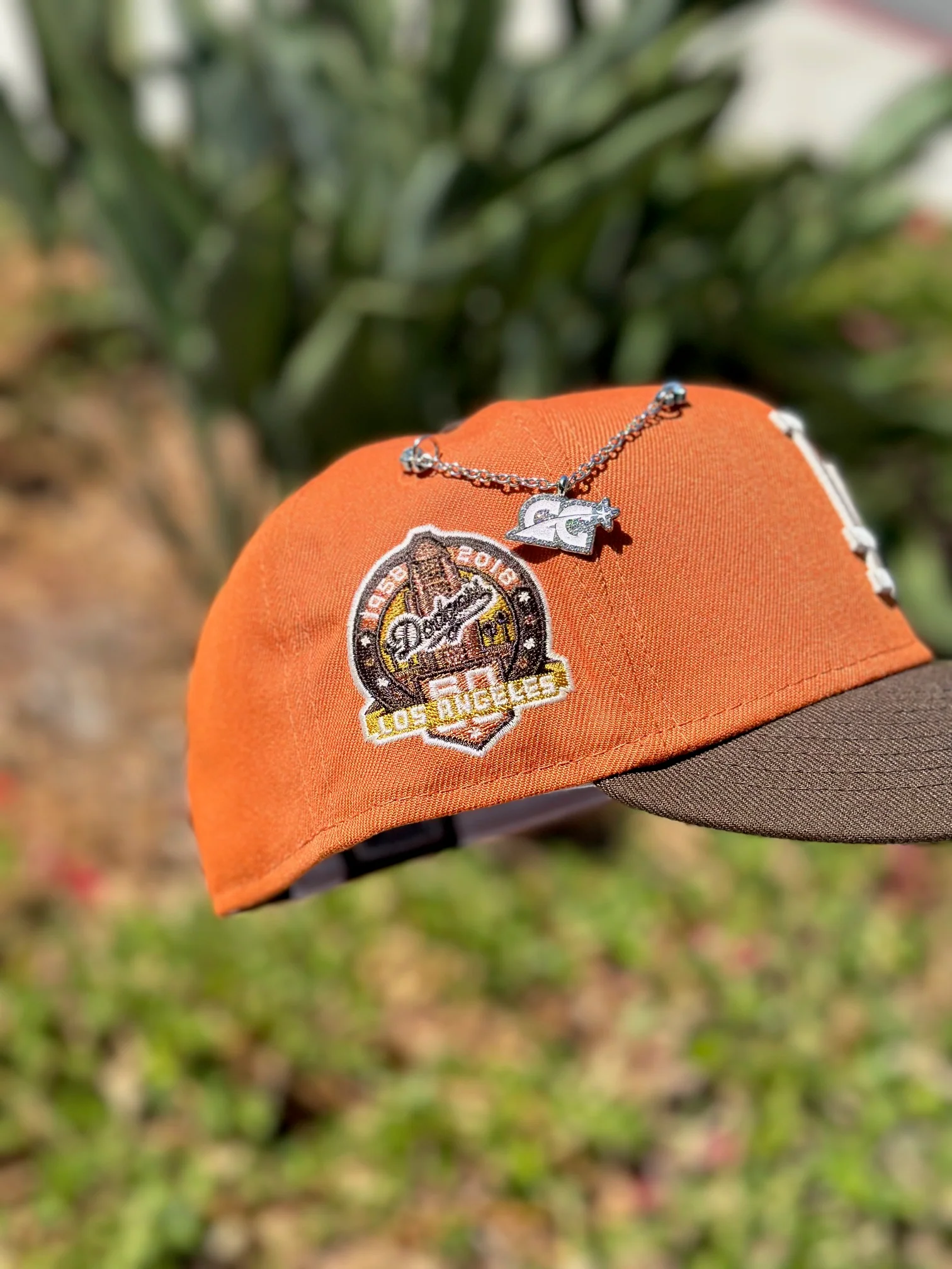 NEW ERA EXCLUSIVE 59FIFTY ORANGE/BROWN LOS ANGELES DODGERS W/ 60TH ANNIVERSARY SIDE PATCH - Image 4
