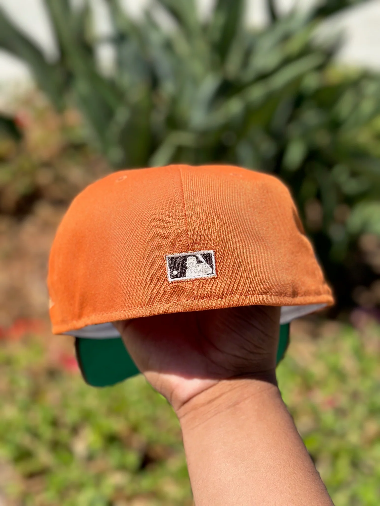 NEW ERA EXCLUSIVE 59FIFTY ORANGE/BROWN LOS ANGELES DODGERS W/ 60TH ANNIVERSARY SIDE PATCH - Image 6