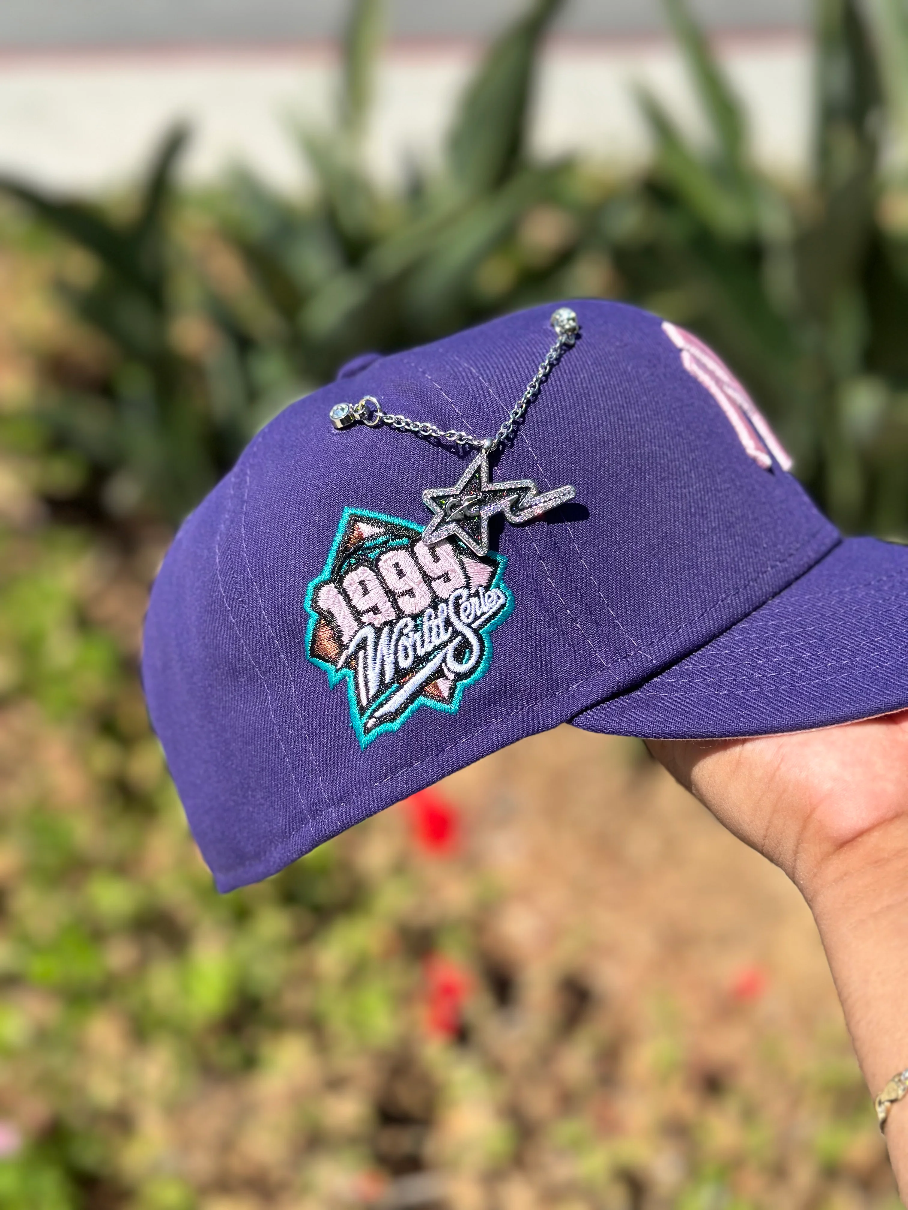 NEW ERA EXCLUSIVE 59FIFTY PURPLE NEW YORK YANKEES W/ 1999 WORLD SERIES SIDE PATCH - Image 4