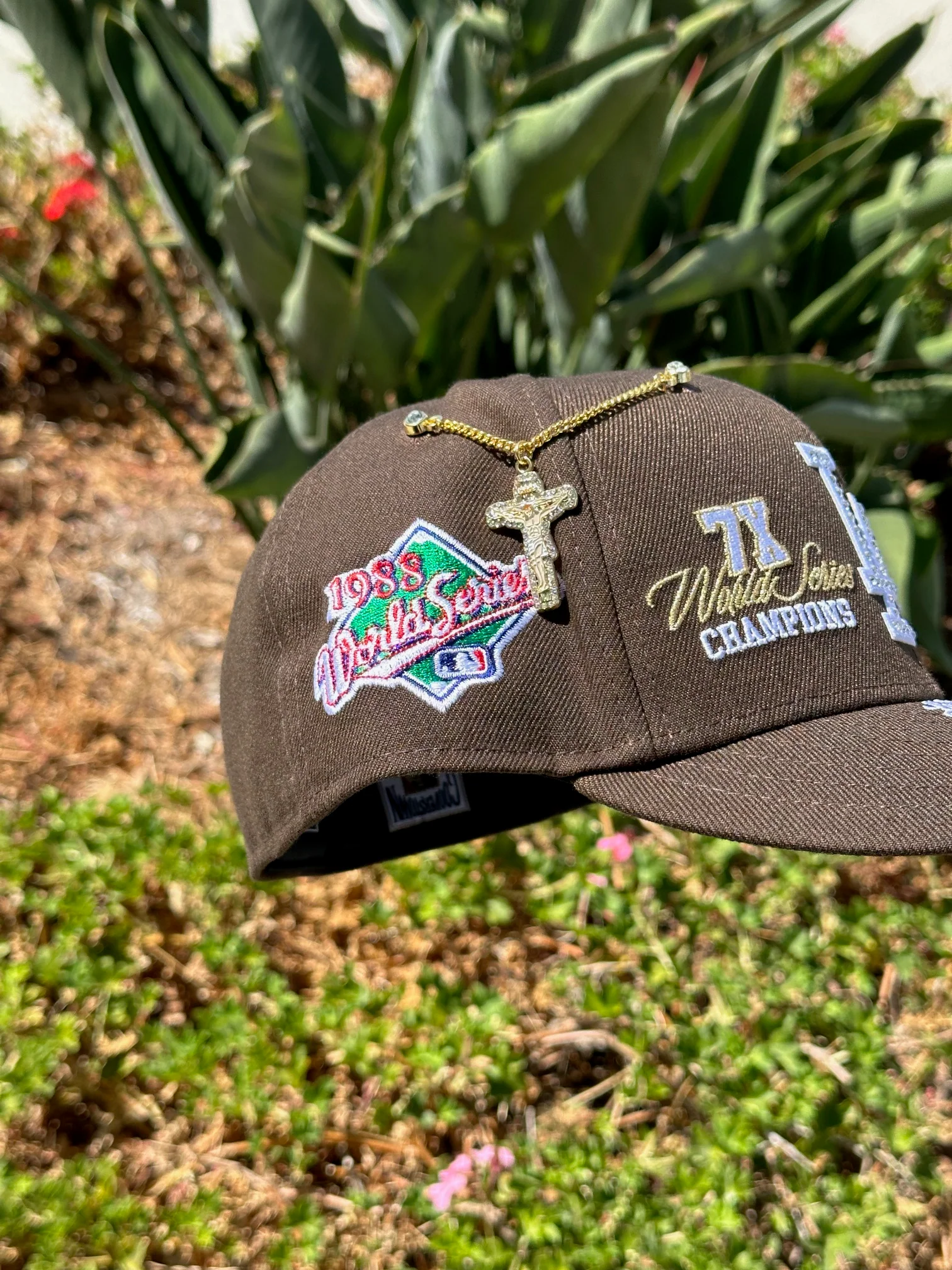 NEW ERA EXCLUSIVE 59FIFTY WALNUT LOS ANGELES DODGERS W/ WORLD SERIES EMBROIDERY PATCHES - Image 5