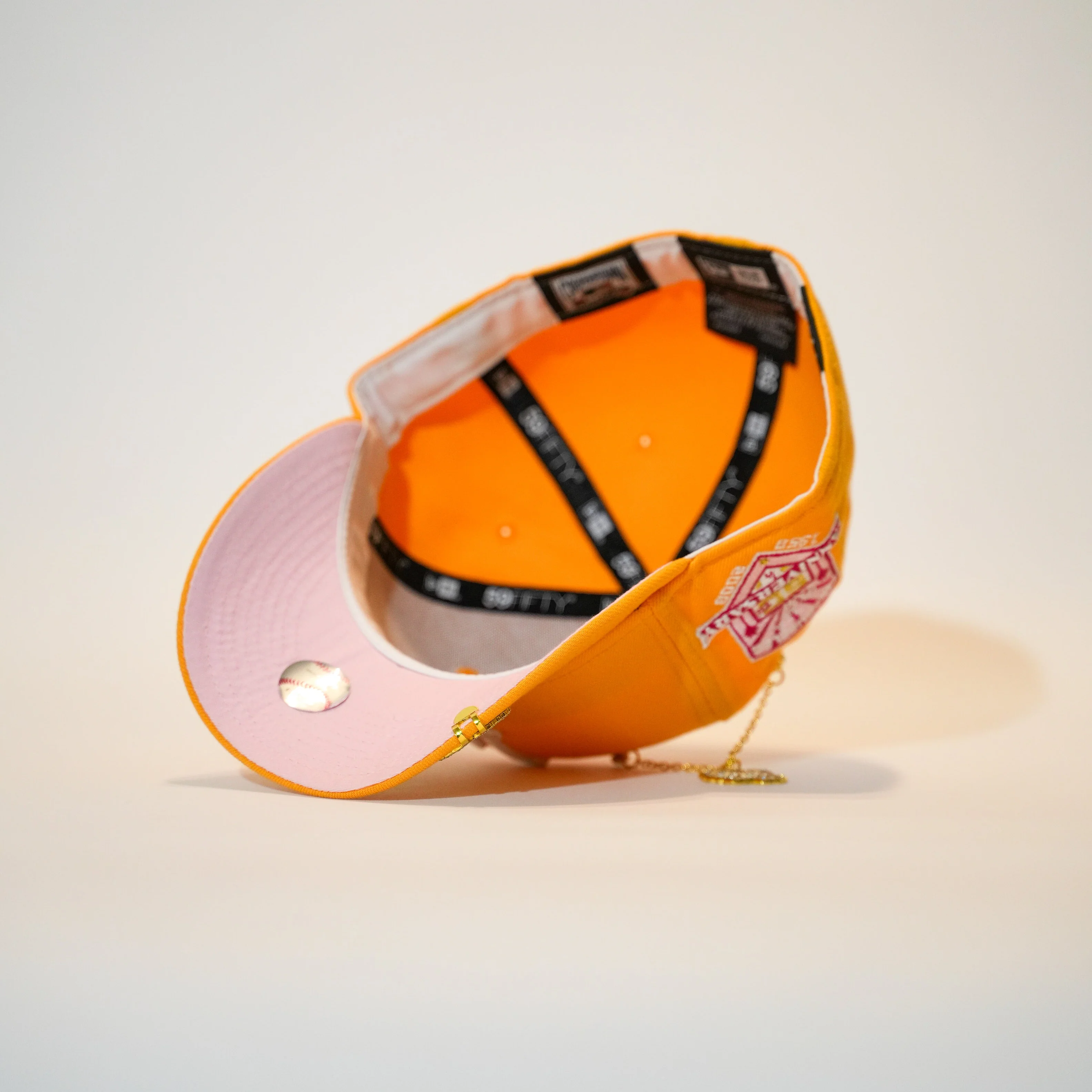 NEW ERA EXCLUSIVE 59FIFTY YELLOW LOS ANGELES DODGERS W/ 50TH ANNIVERSARY SIDE PATCH - Image 5