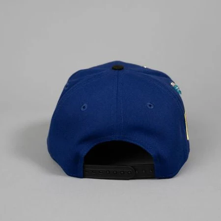 NEW ERA EXCLUSIVE 9FIFTY BLUE/ BLACK UPSIDE DOWN LOS ANGELES DODGERS SNAPBACK W/ 2020 WORLD SERIES SIDE PATCH - Image 4