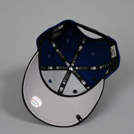 NEW ERA EXCLUSIVE 9FIFTY BLUE/ BLACK UPSIDE DOWN LOS ANGELES DODGERS SNAPBACK W/ 2020 WORLD SERIES SIDE PATCH - Image 5