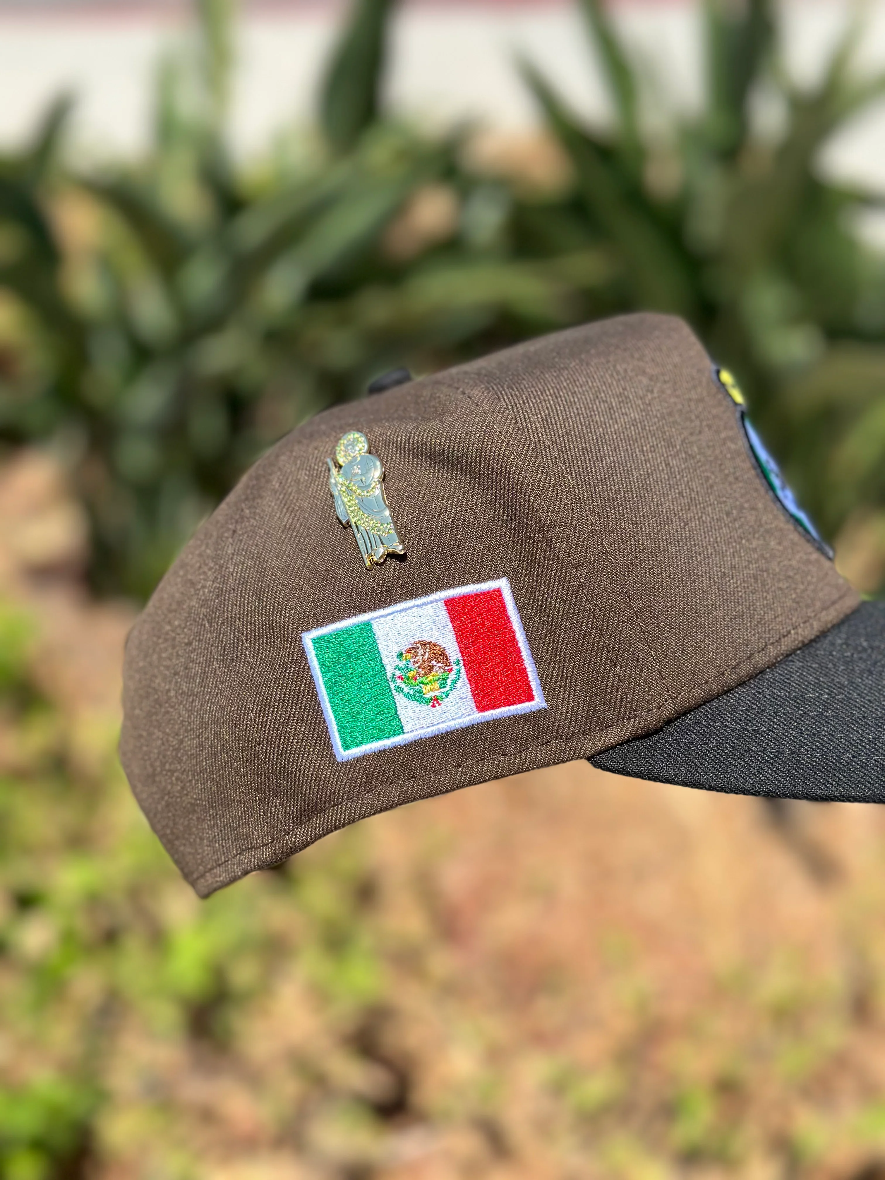 NEW ERA EXCLUSIVE 9FIFTY A-FRAME MOCHA/BLACK "SANTOS LAGUNA" SNAPBACK W/ MEXICO FLAG SIDE PATCH - Image 4