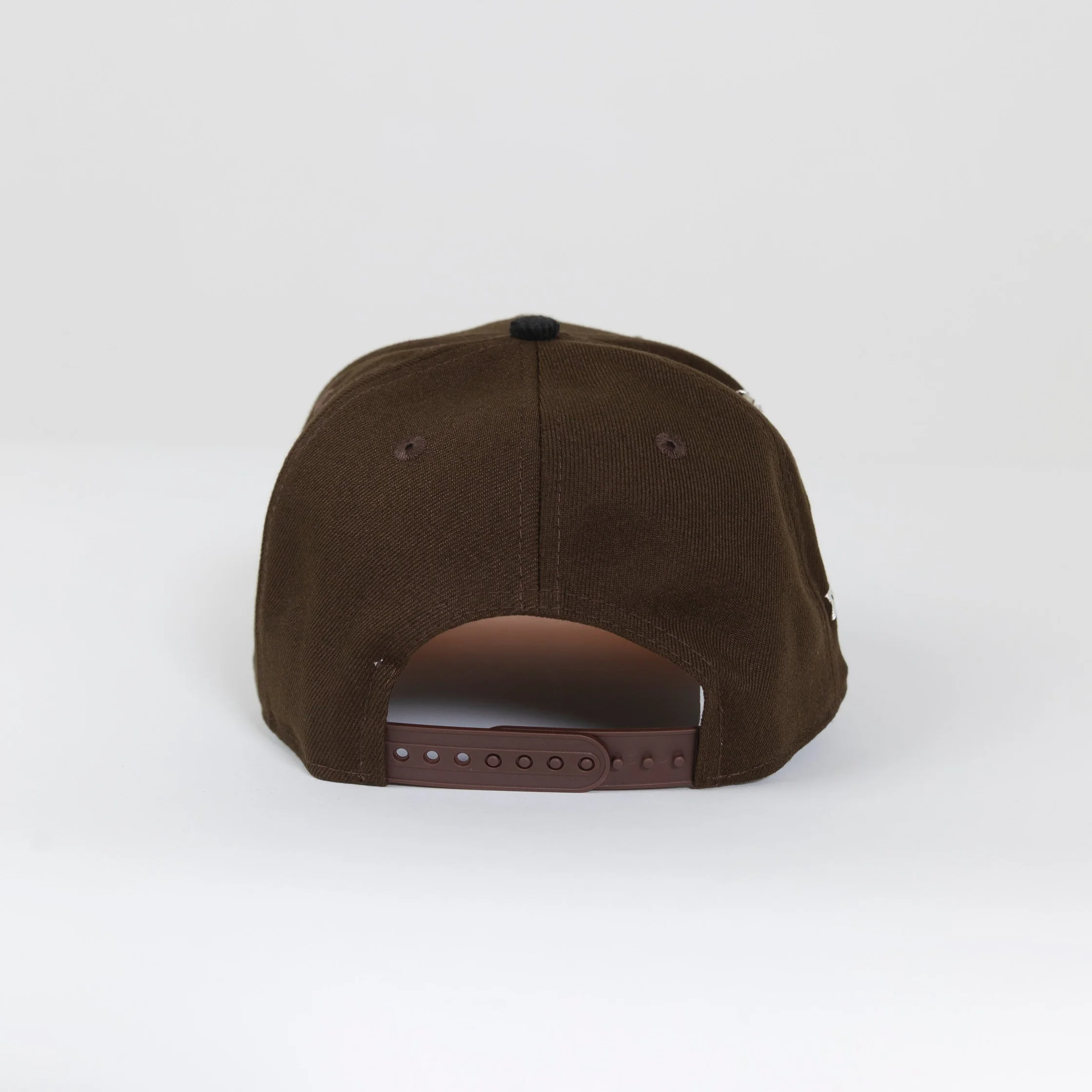 NEW ERA EXCLUSIVE 9FIFTY BROWN/ CORDUROY LOS ANGELES DODGERS SNAPBACK W/ 50TH ANNIVERSARY PATCH - Image 4